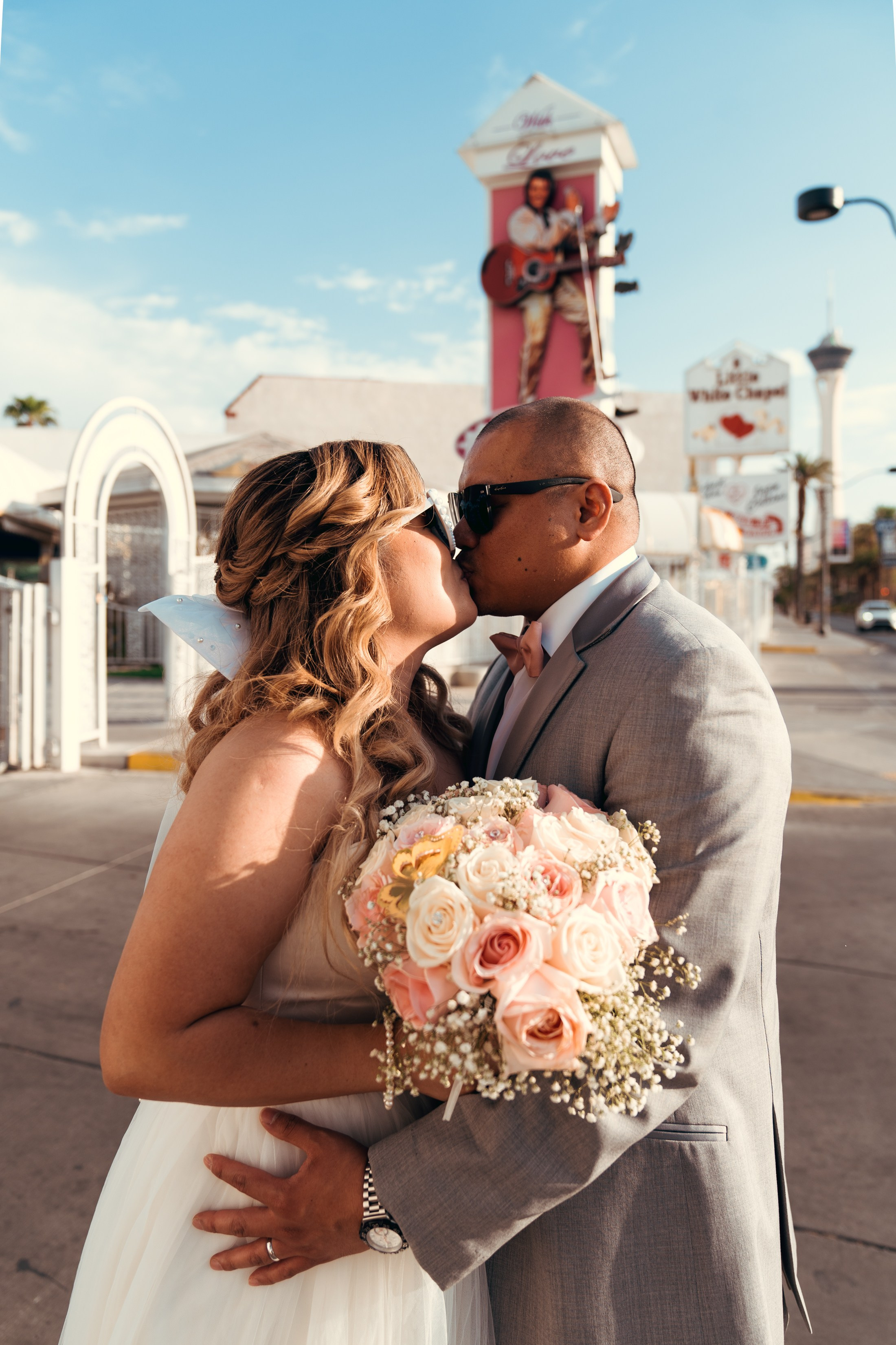 Maria&Ralph. Wedding & elopement photographer Viktoriya Kravtsov. Las Vegas