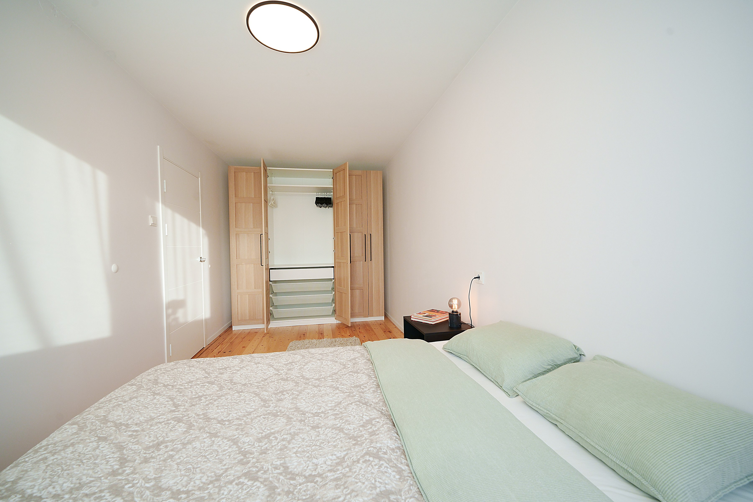 Vileišio g. 24. Elina Sapiega fotografė Vilniuje