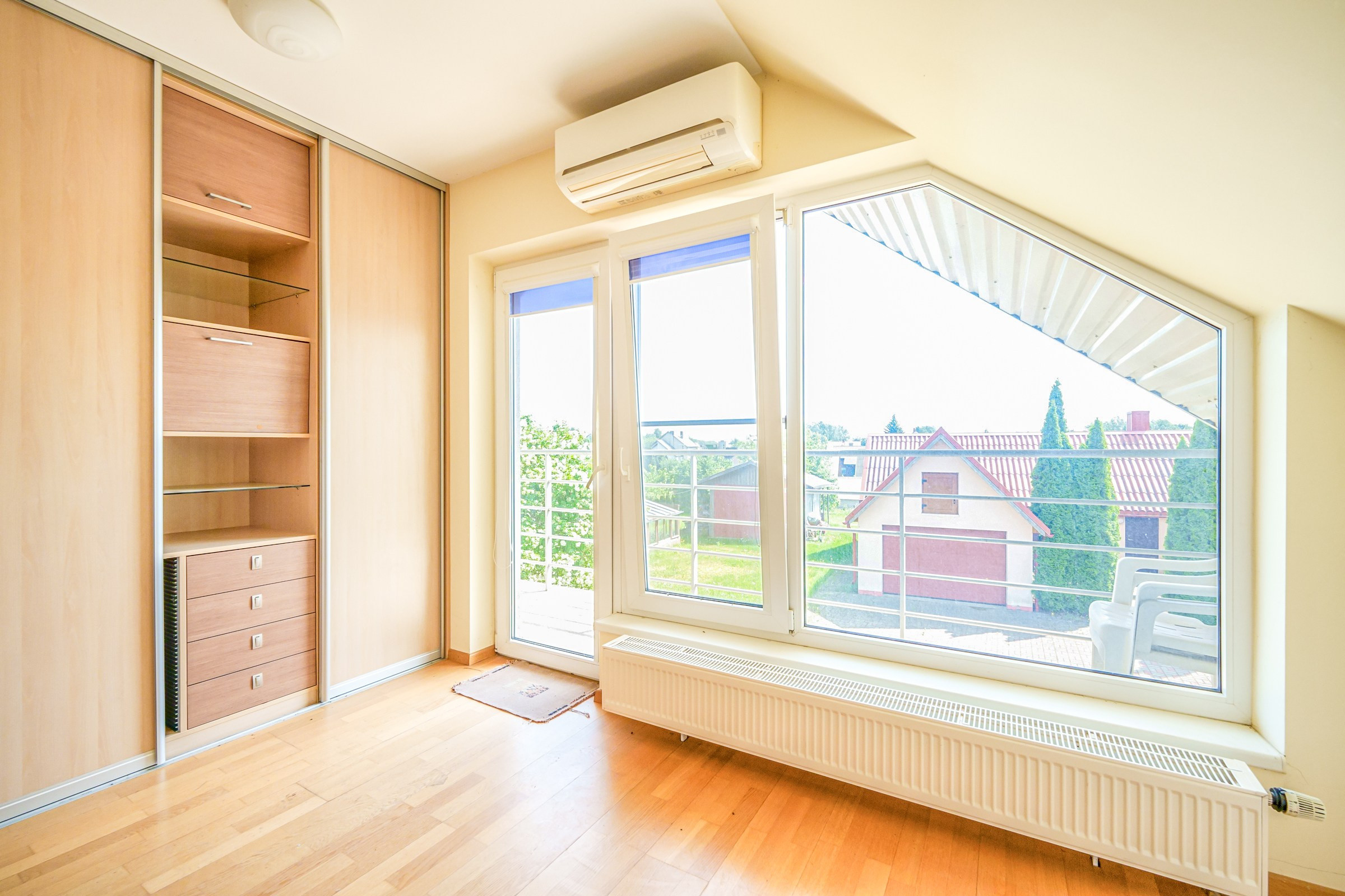 Bukiškės, Jaunimo g. Elina Sapiega fotografė Vilniuje