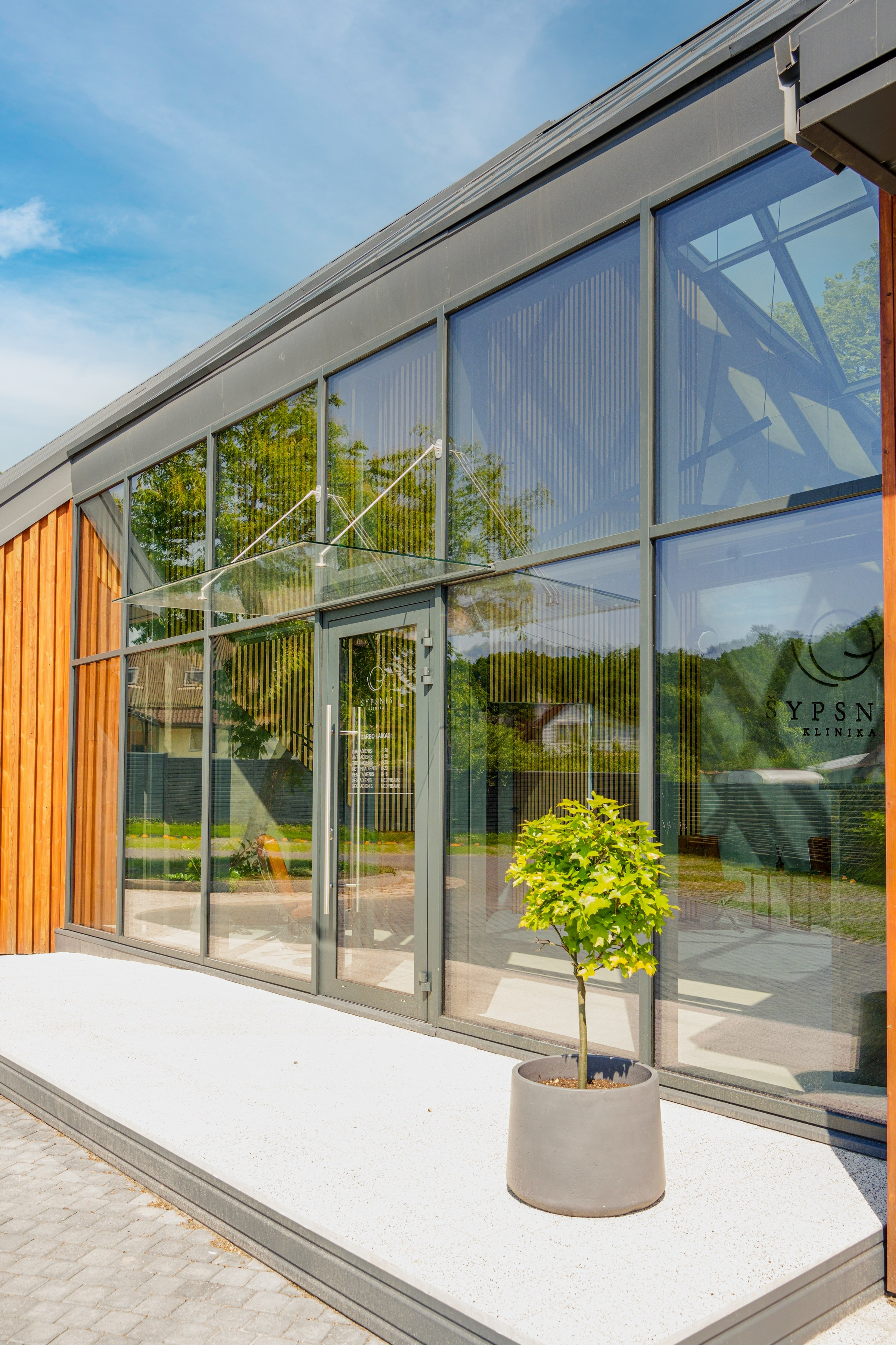 Žaliųjų ežerų g. 27. Elina Sapiega fotografė Vilniuje