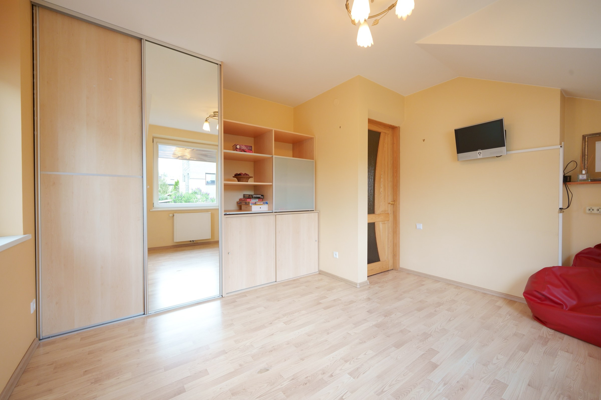 Viršupio sodų 1-oji. Elina Sapiega fotografė Vilniuje