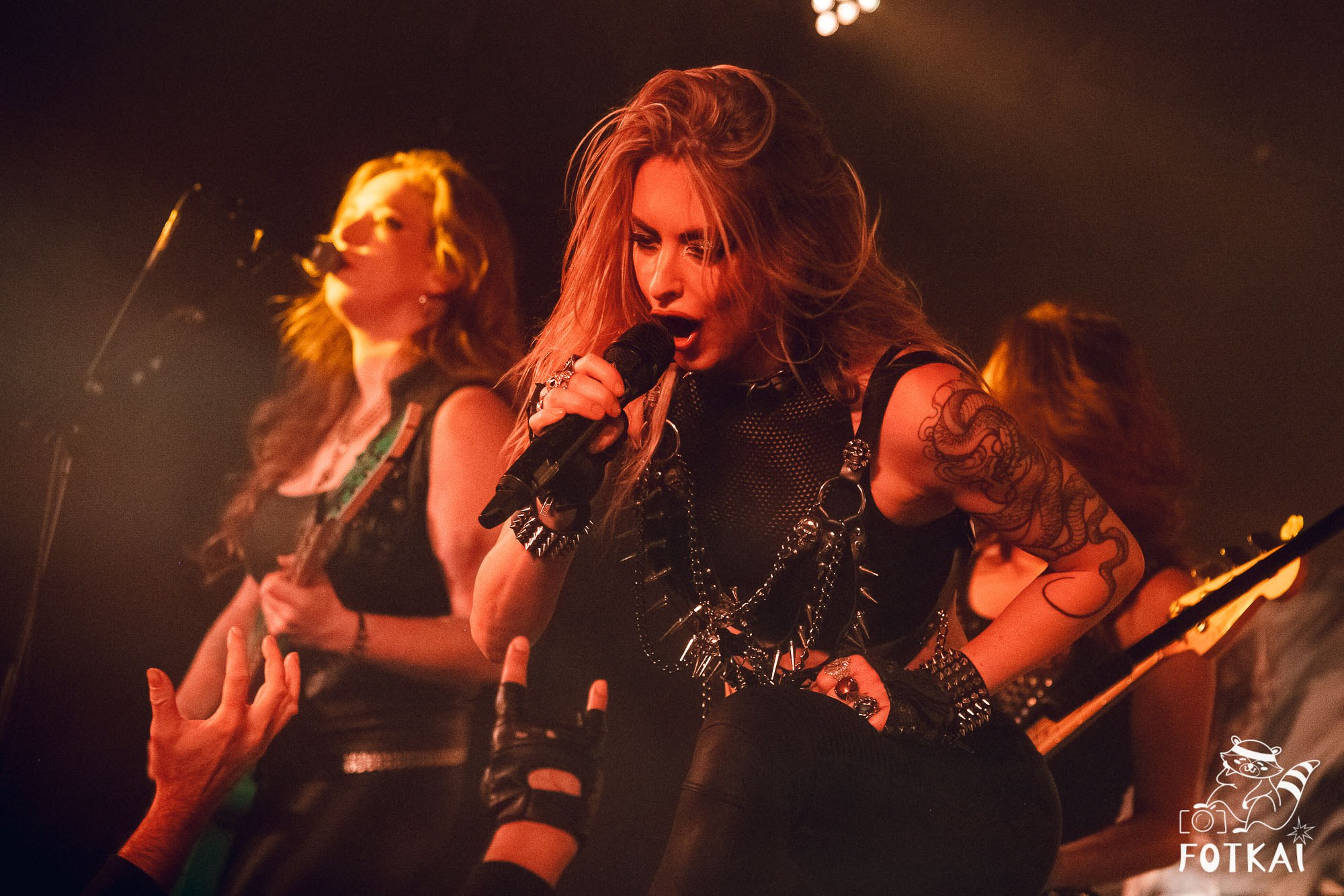 Burning Witches — Reportaje fotográfico en Murcia 2026 | Fotografía de conciertos España | FOTKAI