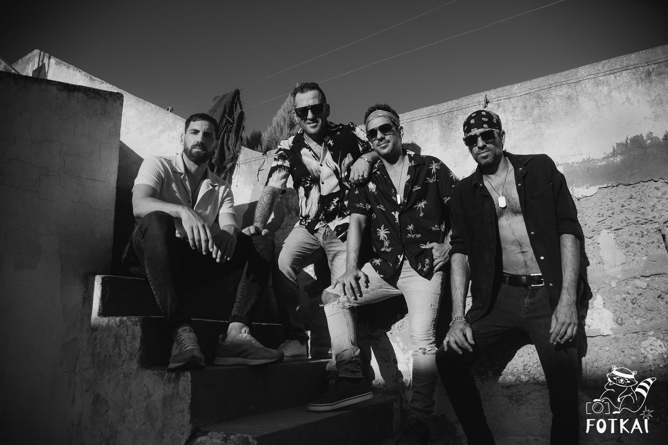 Stones of the Coast en Café Aljibe Rojales: Reportaje fotográfico 30.08.25 | FOTKAI