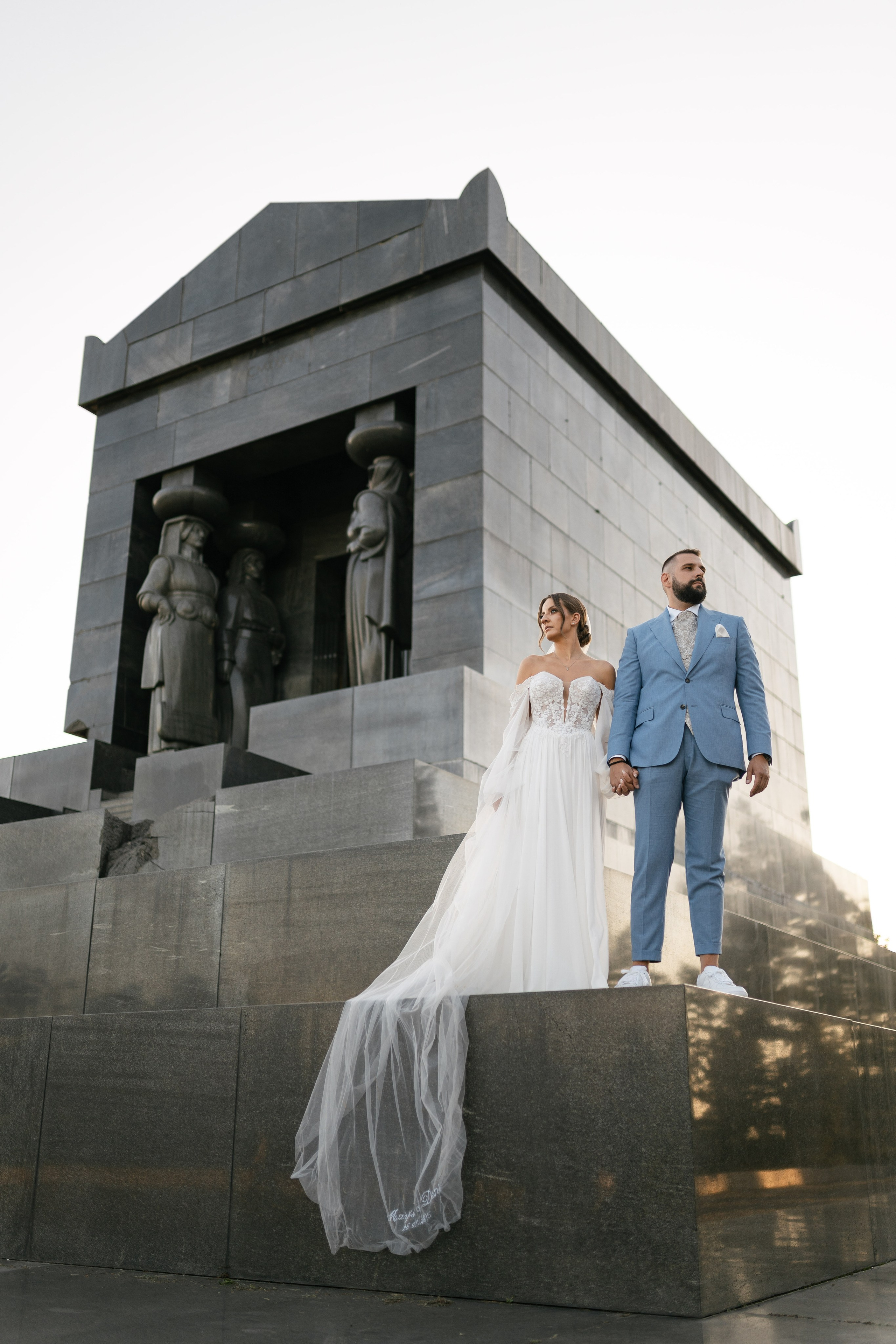 M&D|Between City Lights and Hidden Oasis. Black Sheep Produkcija| Wedding Photography and Wedding Films, based in Kragujevac, Europe / Fotograf i videograf, Kragujevac, Srbija