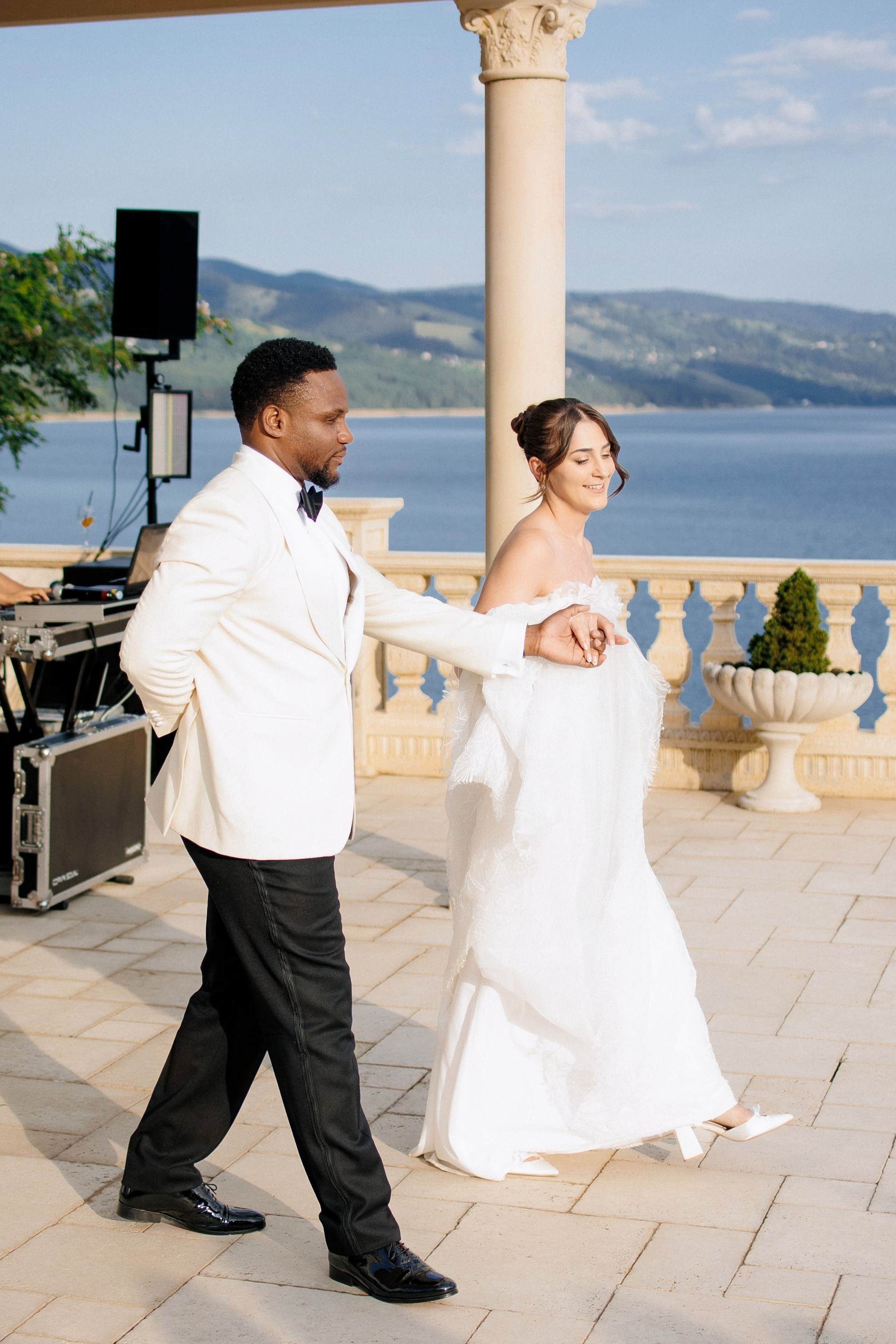 Ioana & Vince. Wedding Photographer, based in Iasi, Romania, but will travel all over the globe to make sure you look amazing in all your wedding photos