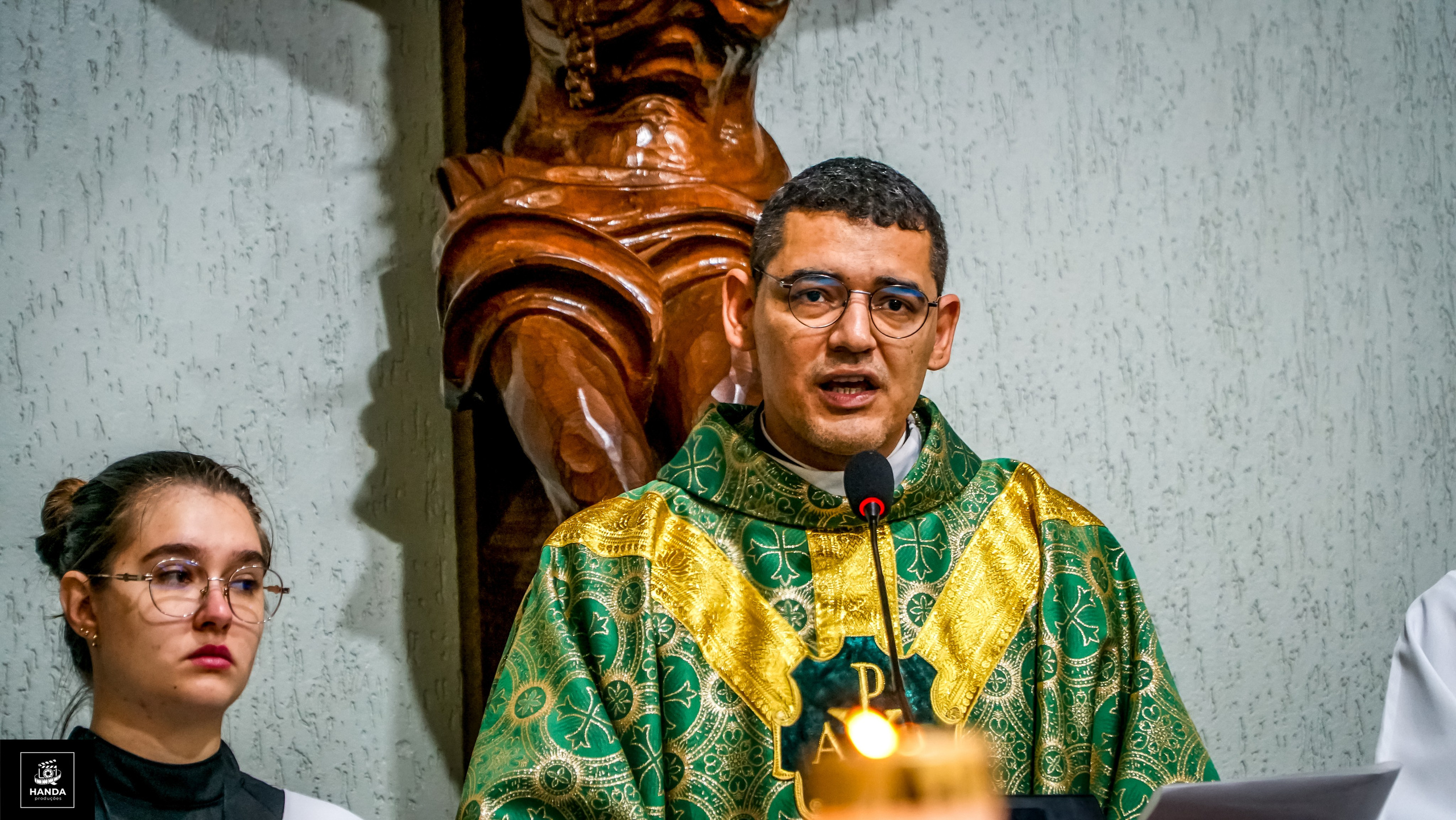 Acampamento Casais. Handa Produções