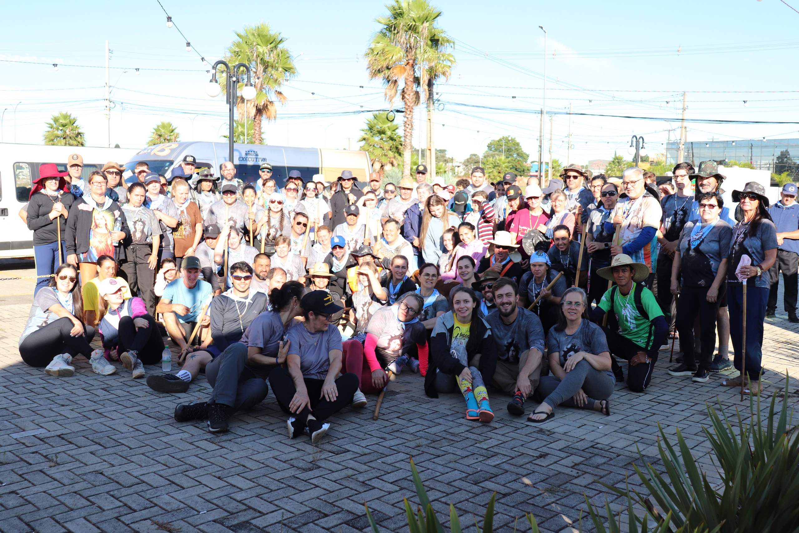 Peregrinação Nossa Senhora de Belém. Handa Produções