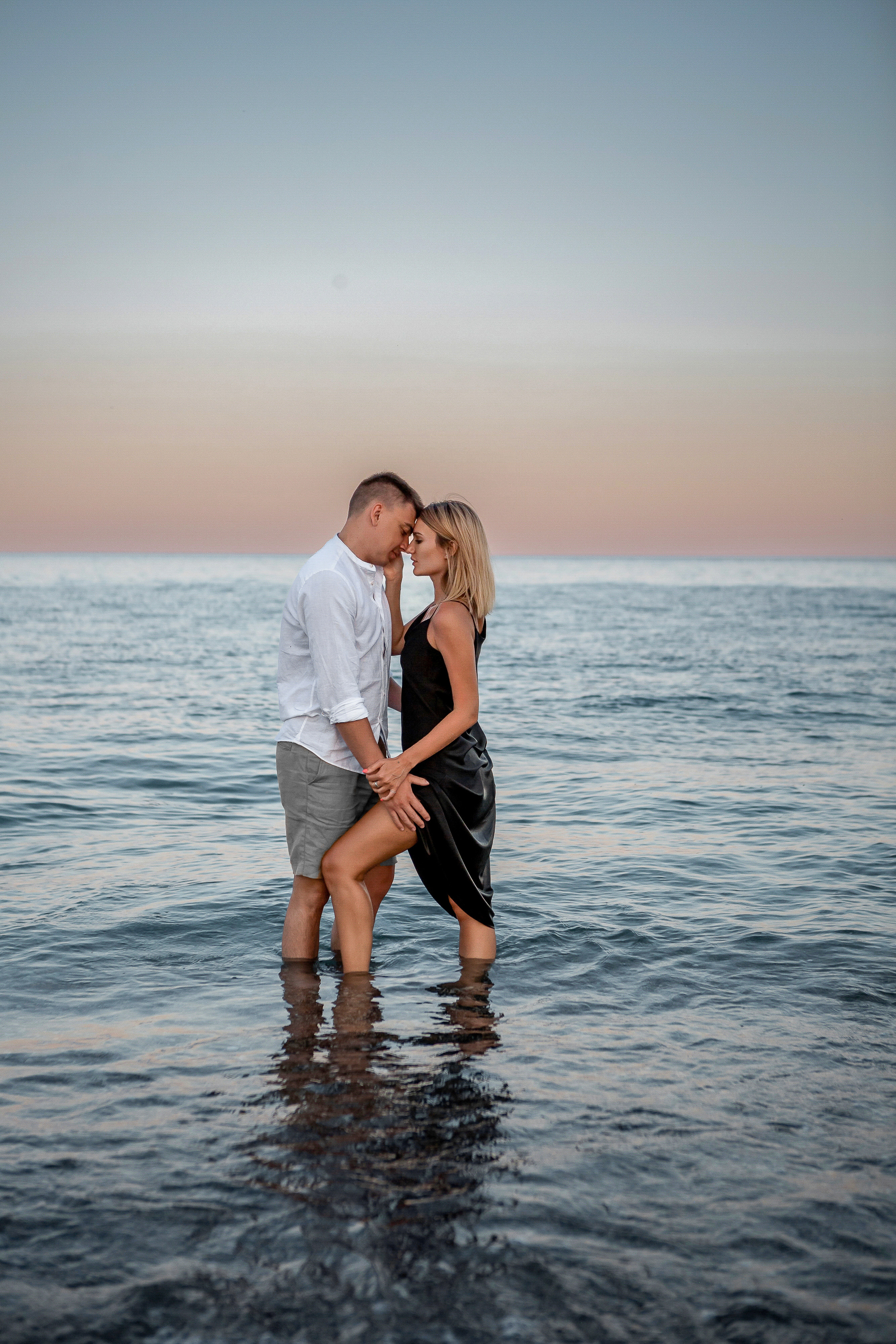 Романтическая фотосессия в море. Фотограф в Анталии, Кемере и Белеке