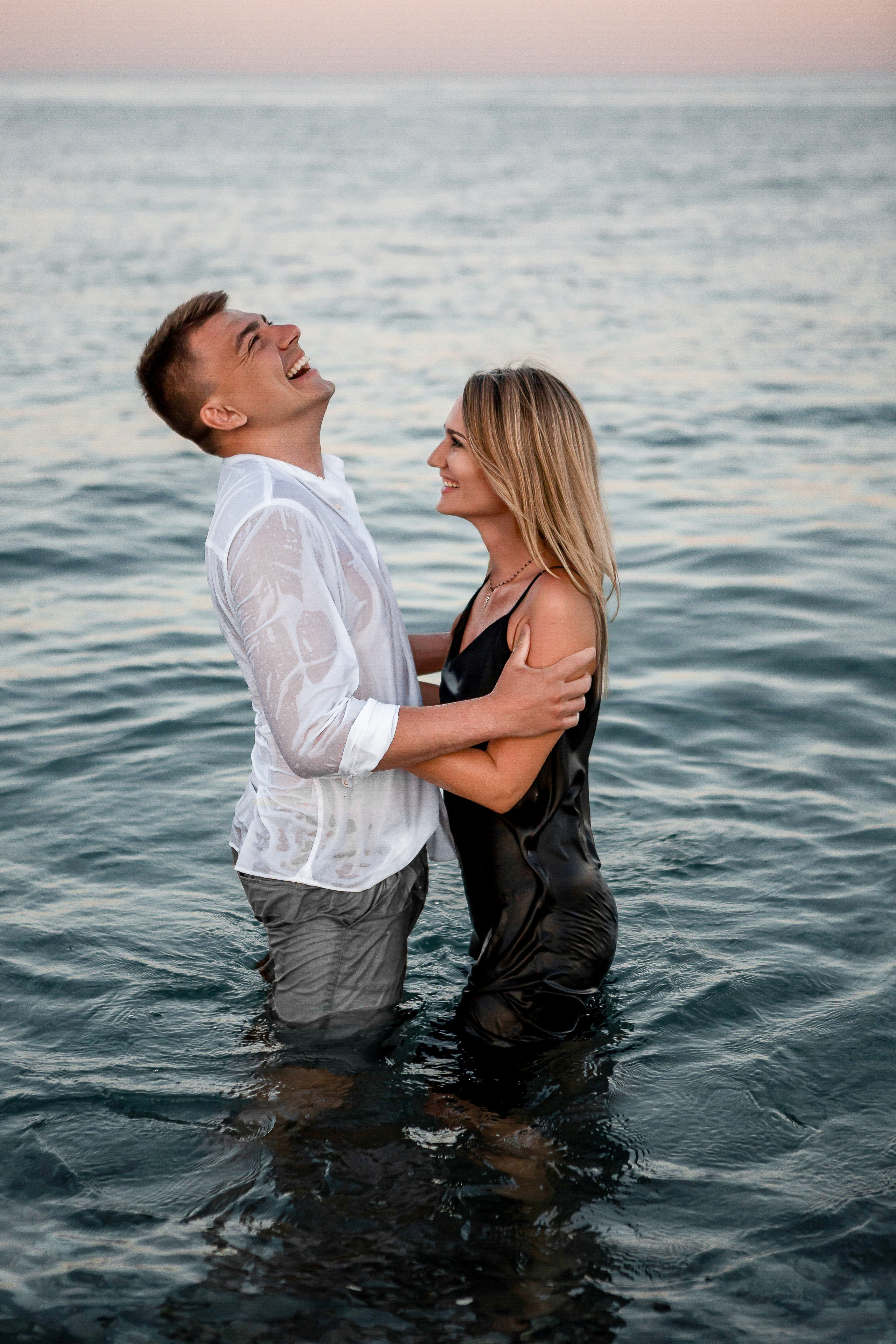 Романтическая фотосессия в море. Фотограф в Анталии, Кемере и Белеке