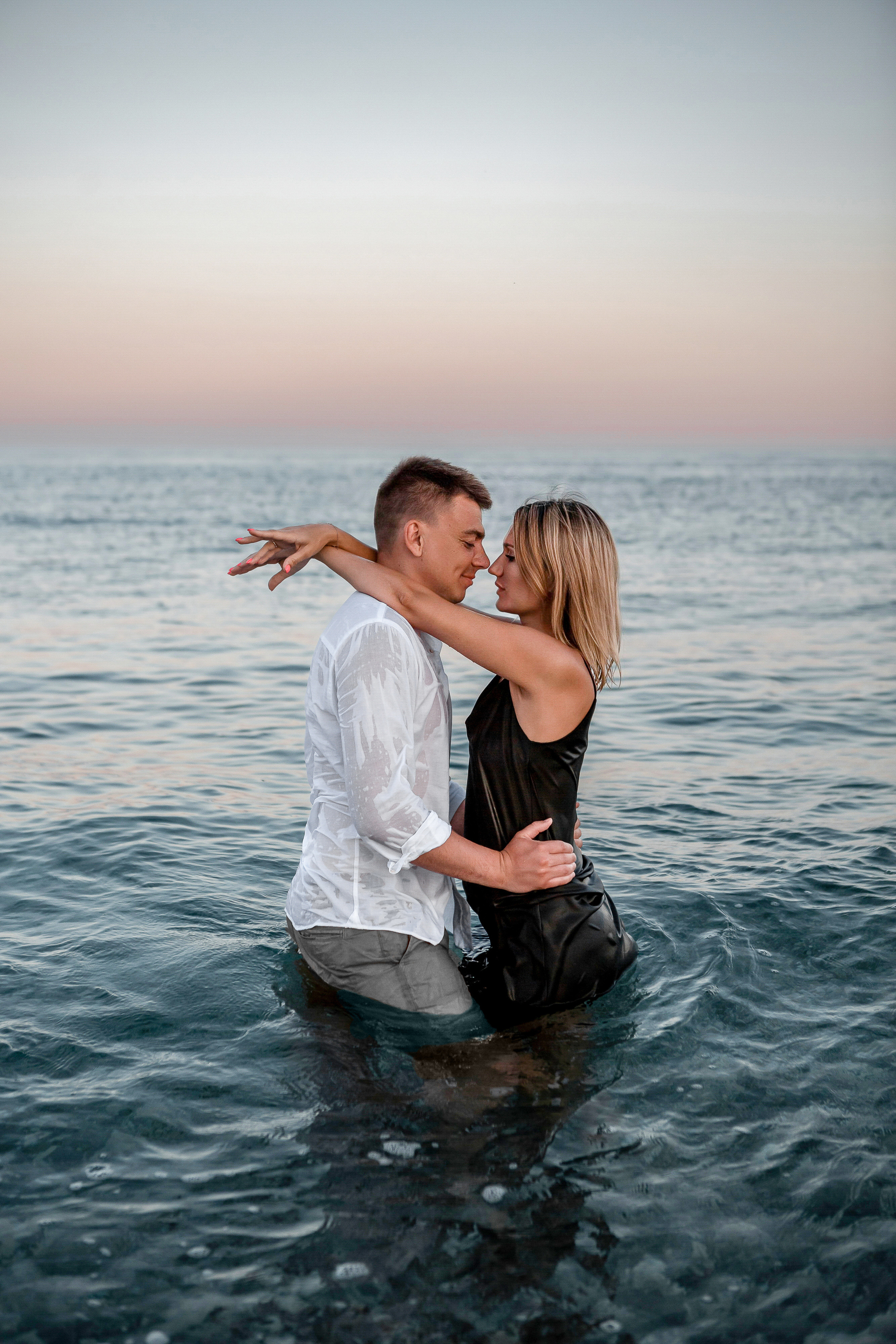 Романтическая фотосессия в море. Фотограф в Анталии, Кемере и Белеке