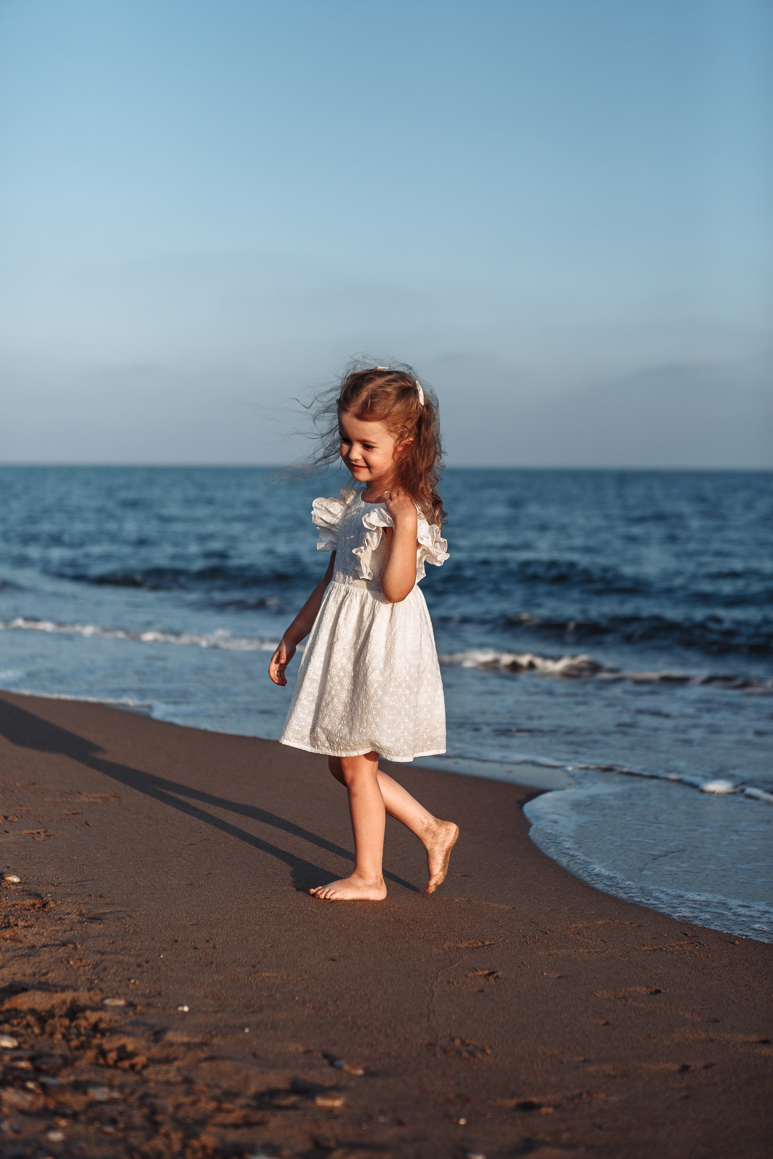 Фотосессия мамы и дочки на море. Фотограф в Анталии, Кемере и Белеке