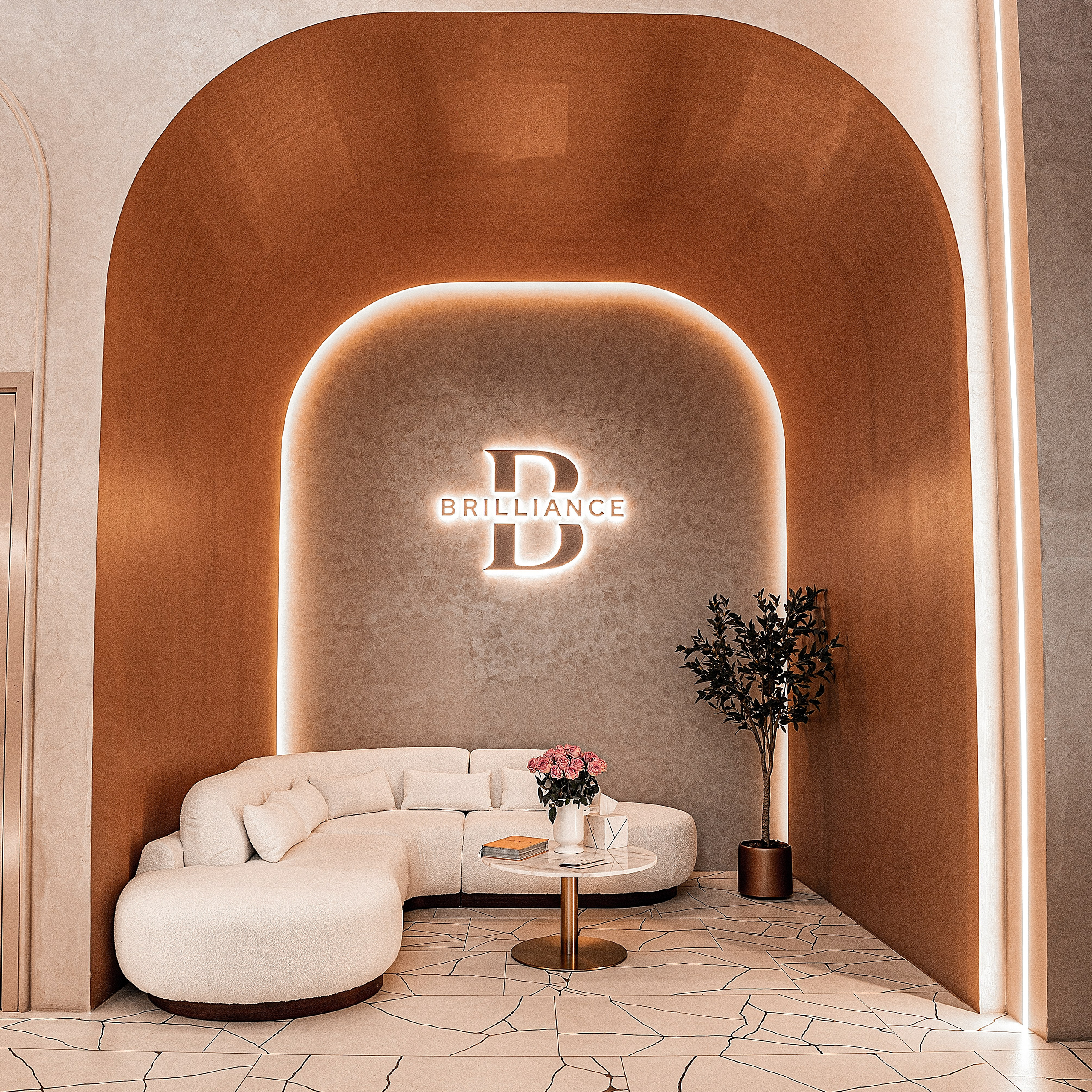 INTERIOR. Photo and video production. Editing & retouching services. Training