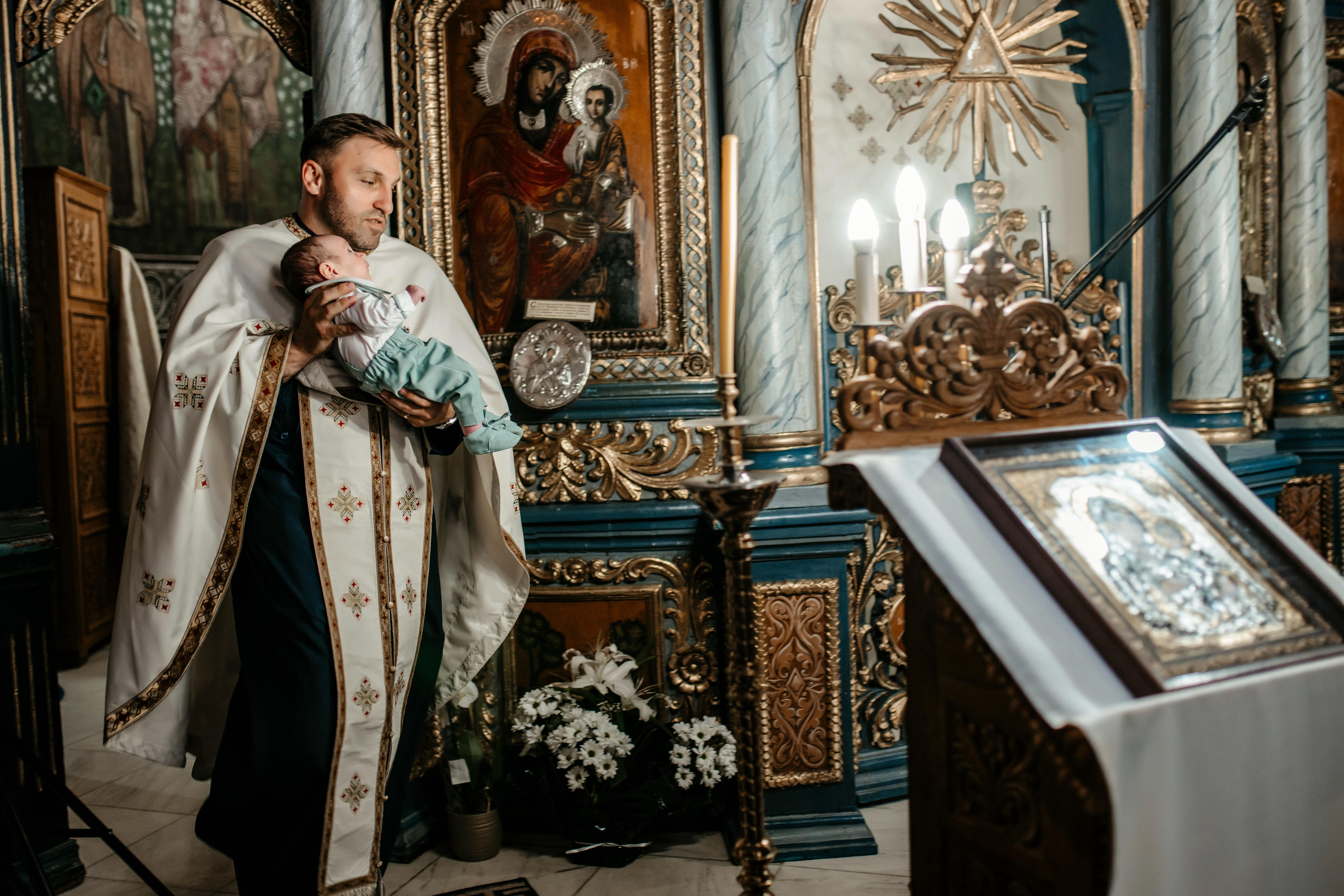 Aris Andrei. Fotograf si Videograf | Nuntă-Botez