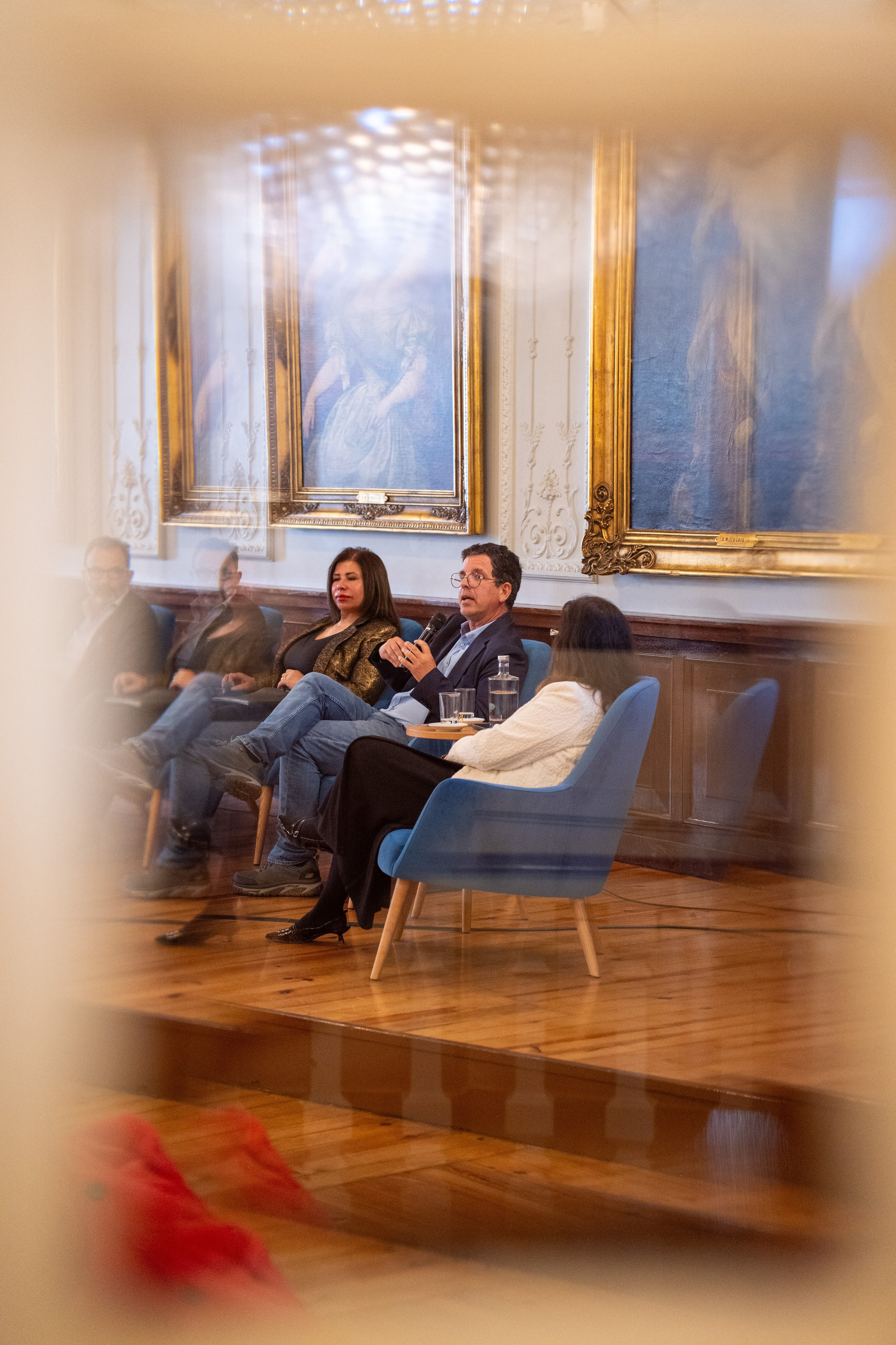 Evento — Mulheres de Negócios de Língua Portuguesa. Frames by Giovani Braga