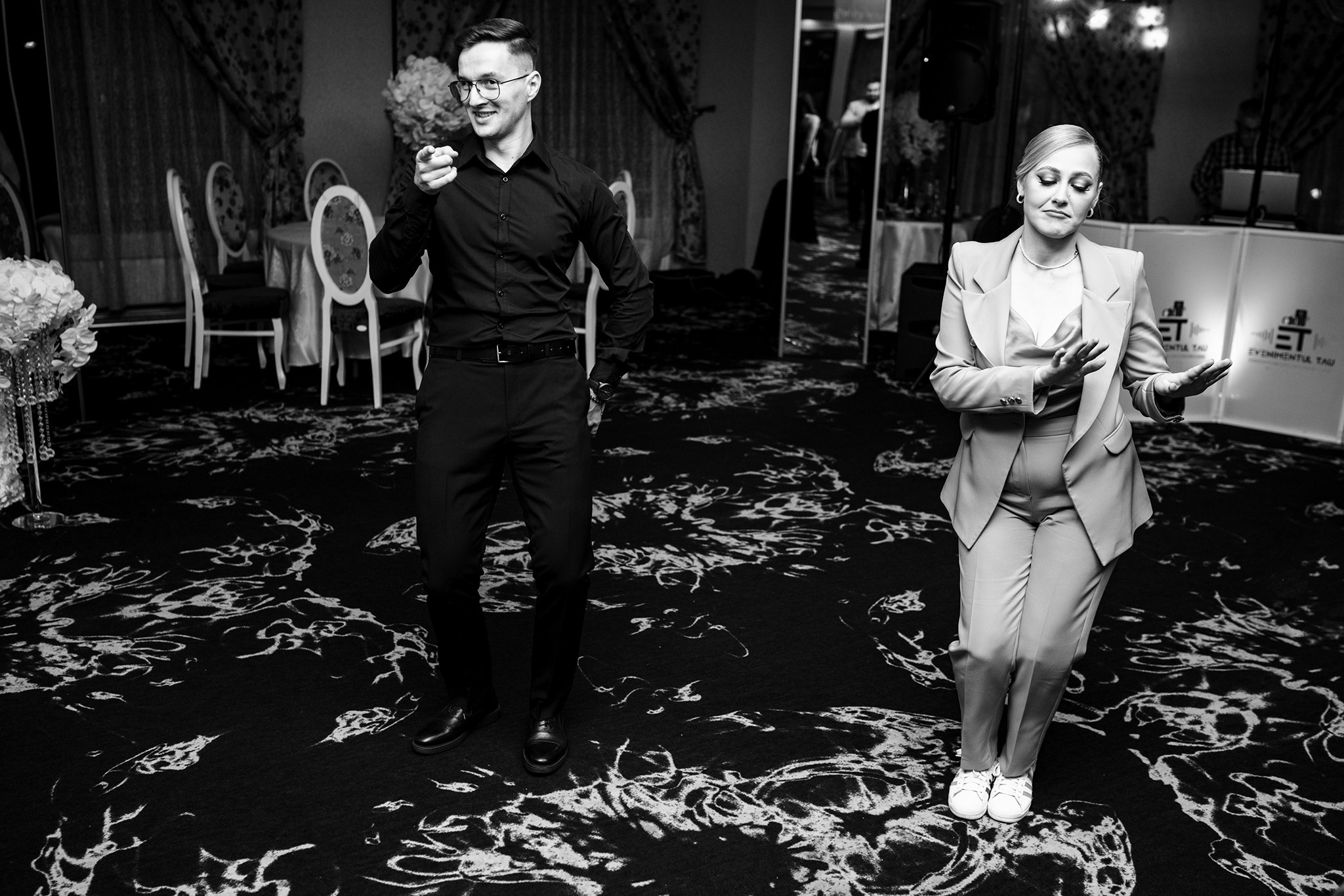 Sweetest devotion. Iris Lara. Acasă