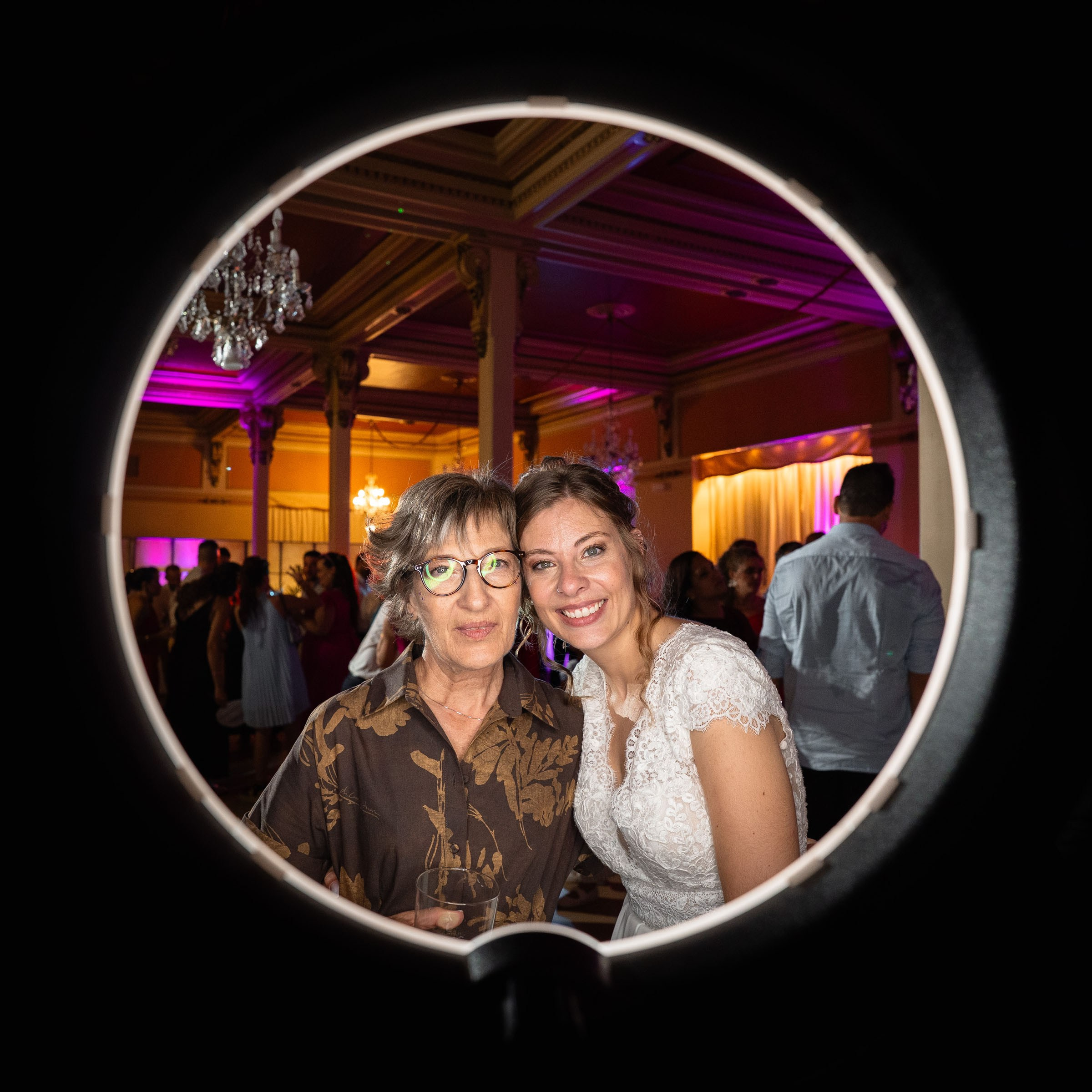 Photocircle y fotos de boda de Andrea y Jose en el Casino de Huesca. PIXLOVE - Fotógrafos de bodas Huesca Pirineos Zaragoza