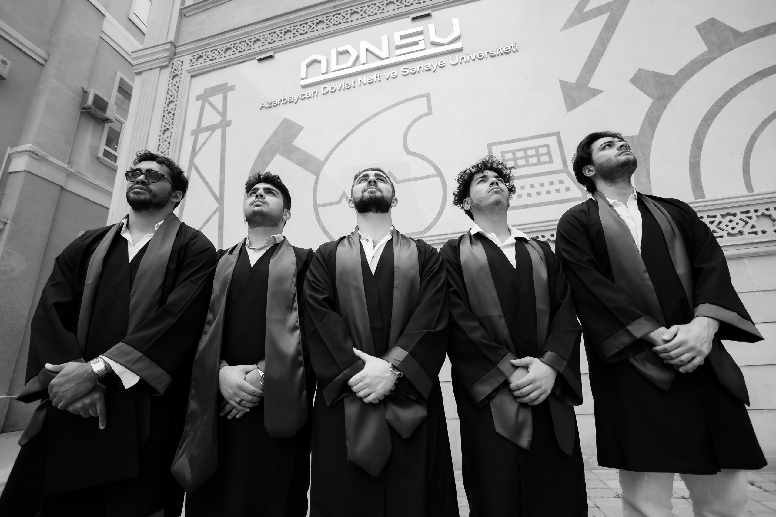 Premium mezun xalati, qara mezun geyimi, ag mezun libasi, qirmizi sarfli mezun paltari, mezun aksesuarlar, mezun papaqlari, mezun lentleri, mezun hediyyeleri, mezun fotosessiya geyimleri, mezun cekilisi ucun geyimler, mezun tedbirleri ucun aksesuarlar, mezun geyimlerinin icare ve satisi, premium mezun libaslari, mezun geyimleri online sifaris, mezun geyimleri Bakida, mezun geyimleri qiymetleri, mezun geyimleri modelleri, Mezun cekilisi, mezun fotosessiyasi, mezun cekilisi ucun geyimler, mezun mantiyasi cekilisi, mezun fotosessiya ideyalari, mezun gunu fotosessiya, mezun xatireleri, mezun papaqlari ile fotosessiya, mezun lentleri ile cekilis, ferdi mezun fotosessiyasi, qrup mezun cekilisi, mezun fotosessiya mekani, mezun ucun ideal cekilis fonlari, mezun fotosessiya aksesuarlari, mezun albomu sekilleri, mezun cekilisi poza ideyalari, universitet mezun fotosessiyasi, kollektiv mezun fotosessiyasi, mezun xalatlari ile cekilis, mezun mantiyasi fotosessiyasi, mezun geyimleri ile professional cekilis, mezun tebrik fotosessiyasi, en yeni mezun cekilis trendləri, mezun fotosessiya xidmetleri, premium mezun cekilisi, mezun cekilisi ucun dekorlar, mezun fotosessiyasi aksesuarlar, mezun gunu en gozel fotolar, mezun cekilisi fotostudiya, bakida mezun fotosessiyasi, xaricde mezun cekilisi, mezun gunune ozel cekilis,Məzun mantiyaları, eksklüziv məzun geyimləri, ağ və qara məzun libasları, məzun üçün xüsusi şarf modelləri, məzun papağı və aksesuarları, fərdi dizayn məzun geyimləri, məzun tədbiri üçün ən yaxşı seçimlər, məzun fotosessiyası üçün ideal libaslar, məzun mərasimi geyimləri, keyfiyyətli məzun mantiyası, rahat və şık məzun geyimləri, məzun üçün lent və tac modelləri, məzun simvolik medalları, icarəyə verilən məzun libasları, məzun geyimlərinin sərfəli qiymətləri, onlayn məzun geyimi sifarişi, məzun paltarı mağazası, dəbli məzun geyimləri, premium məzun mantiyalarının satışı, universitet məzunları üçün mantiyalar, kollektiv məzun geyimləri, məktəb məzunları üçün geyimlər, diplom mərasimi üçün geyimlər, fərqli rəngdə məzun libasları, ən yeni məzun geyimləri, rahat və premium məzun geyimi seçimləri, Bakıda məzun geyimi mağazası, məzun üçün ən yaxşı libaslar