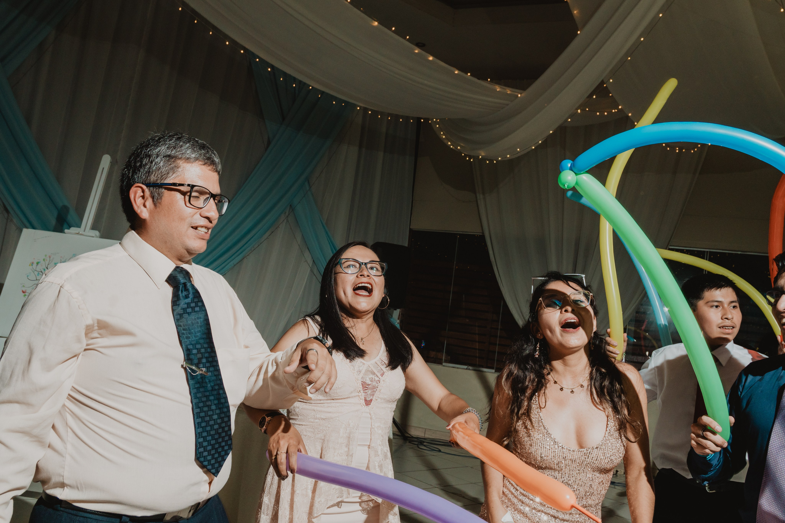 STEISY + EMMANUEL | BODA RELIGIOSA. Studio KVTA | Fotografía y Video de Bodas en Arequipa