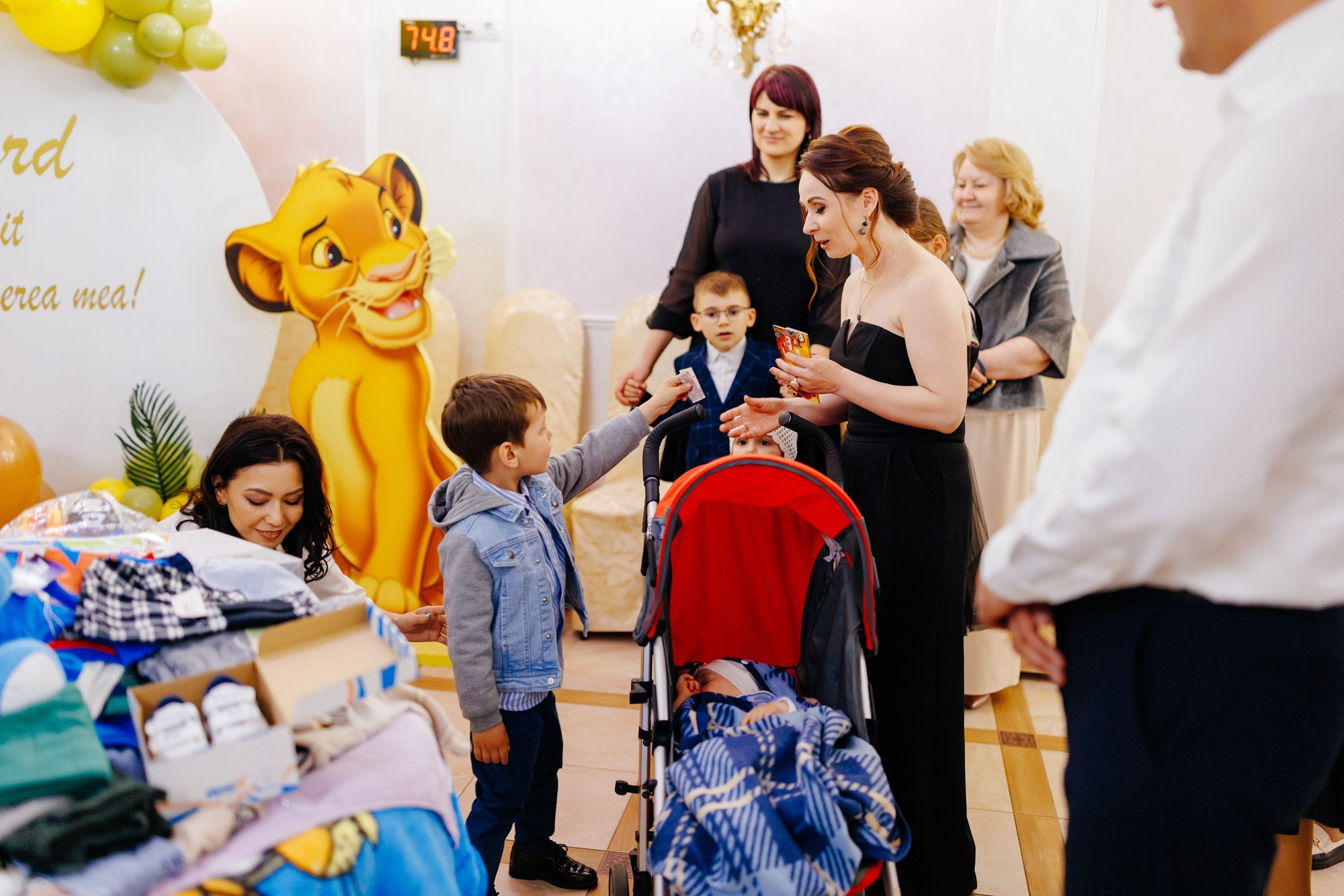 Leonard. Wedding photographer and videographer