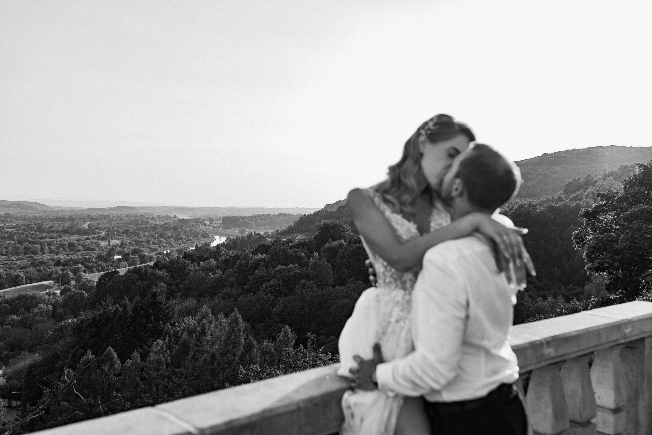Valeria & Vitaliy. Ziyad Restaurant. 2024. Fotograf ślubny i rodzinny w Krakowie Yana Klymova