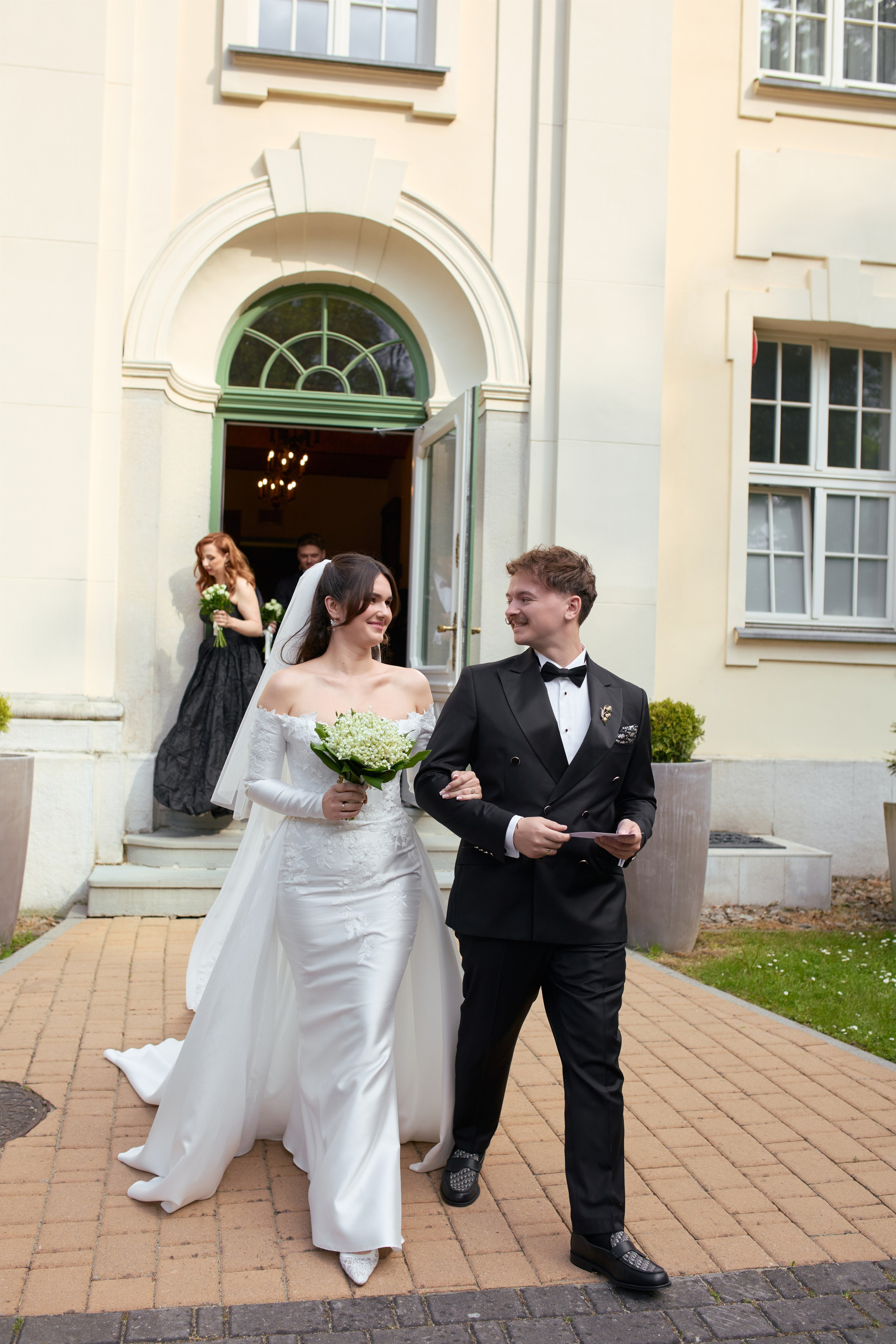Wiktoria & Kacper. Pałac Goetz. Fotograf ślubny i rodzinny w Krakowie Yana Klymova