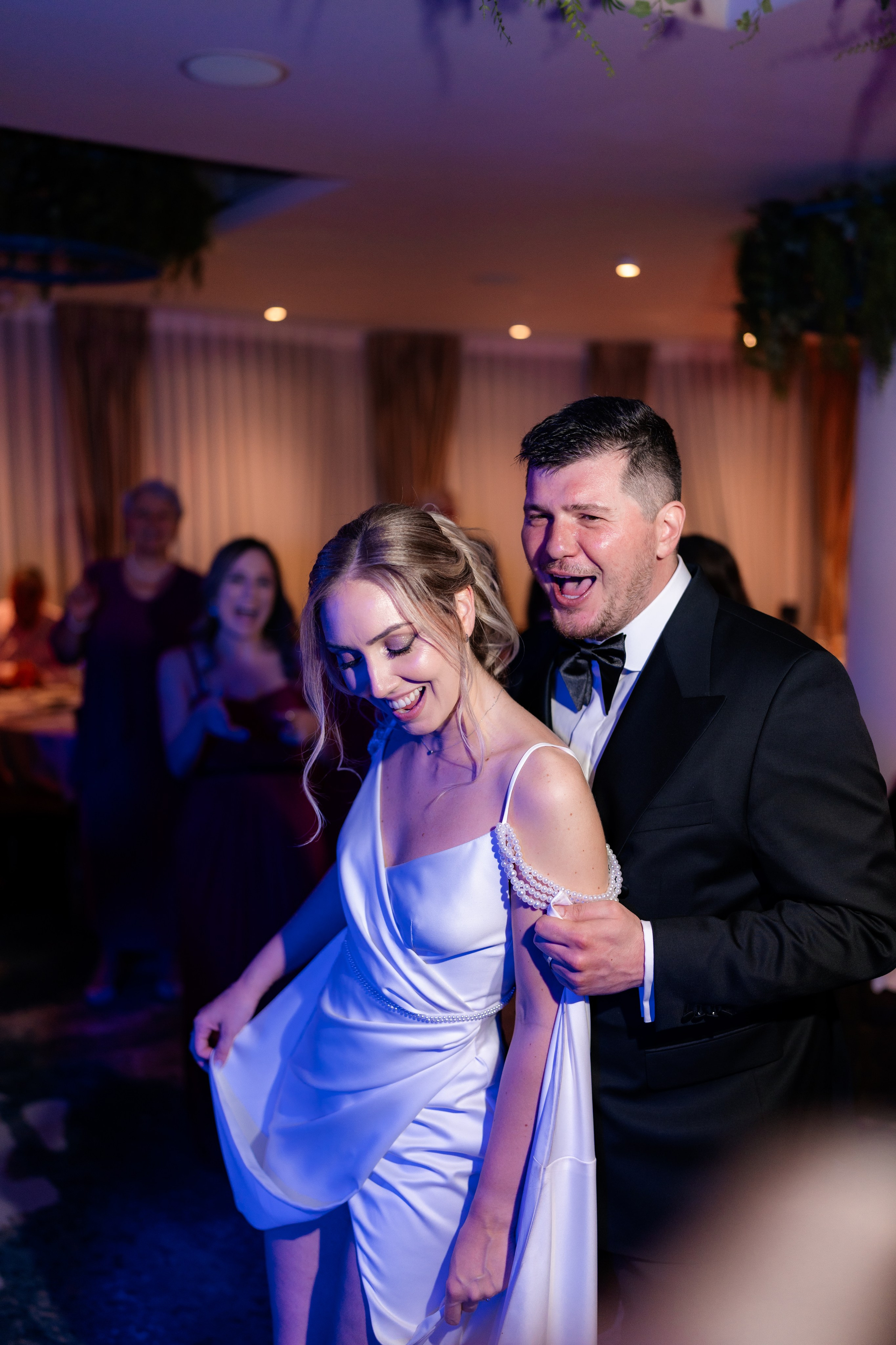 Madisson & Alex. Destination Wedding Photographer Alex Pasarelu