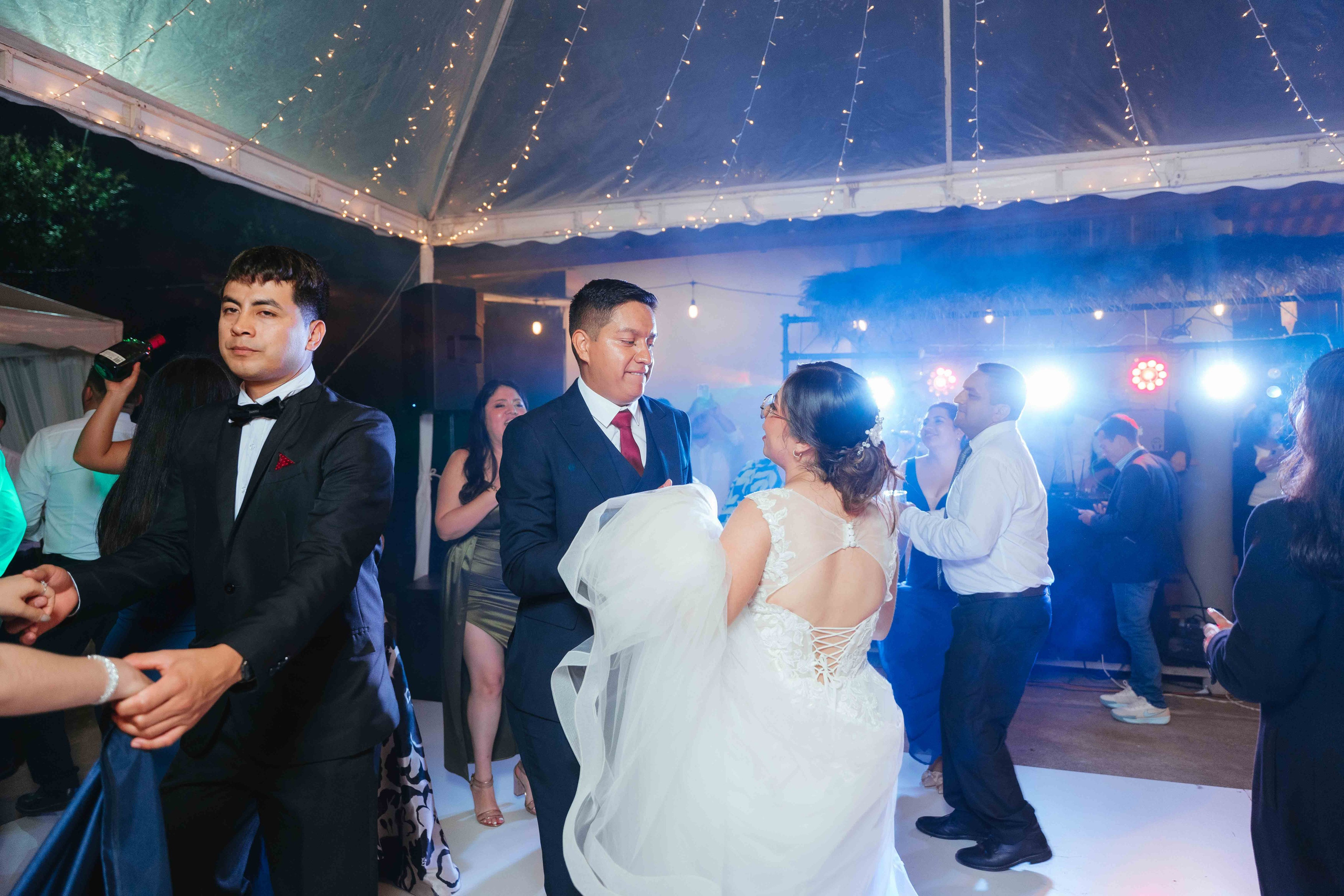 Jennifer y Vladimir. Fotógrafo de bodas en Loja Ecuador | Piero Alvarez PH