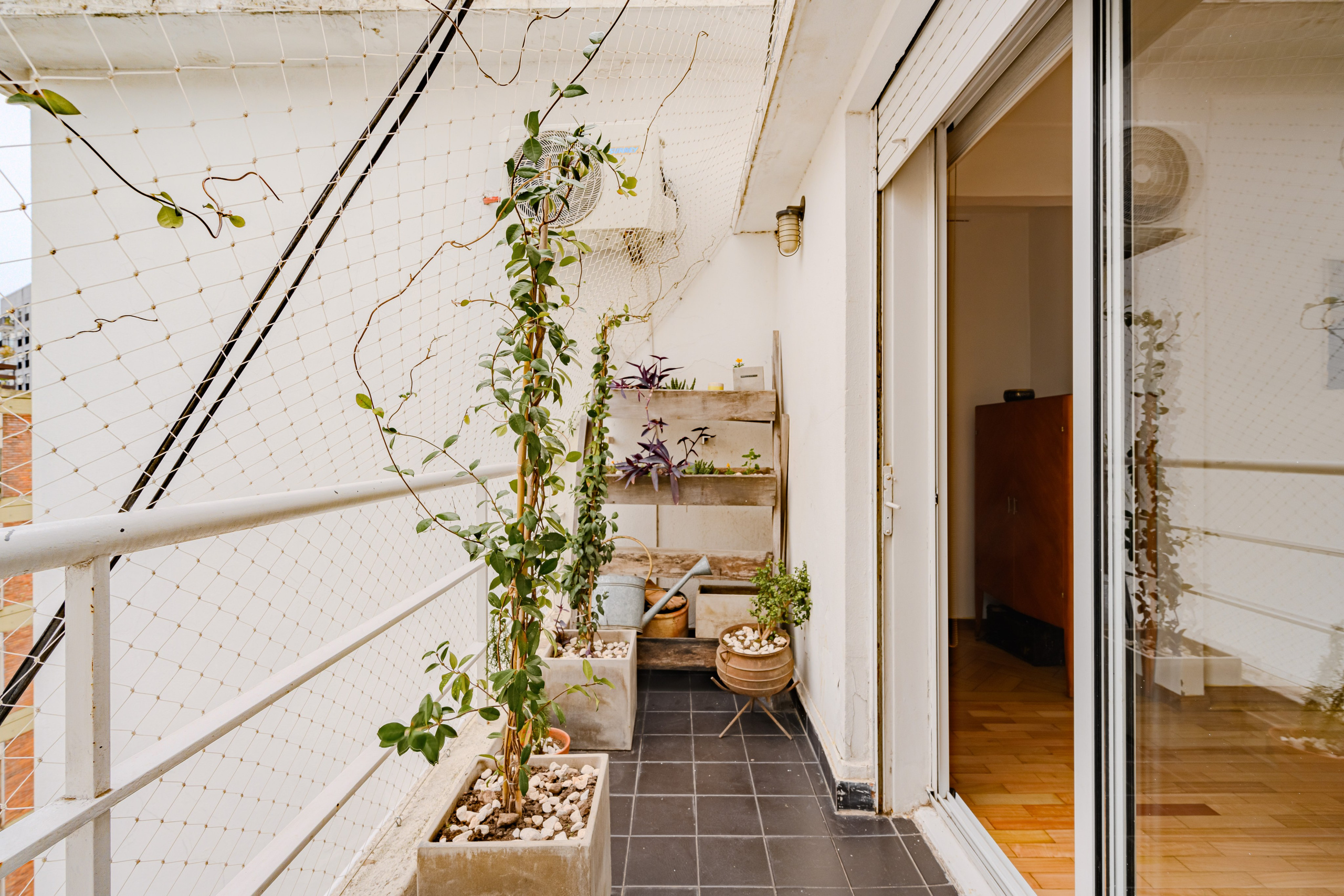 24 07 31. Fashion, portrait, interior photography. Valencia, Spain. Dmitry Ivanov. Retrato, fotos de interiores