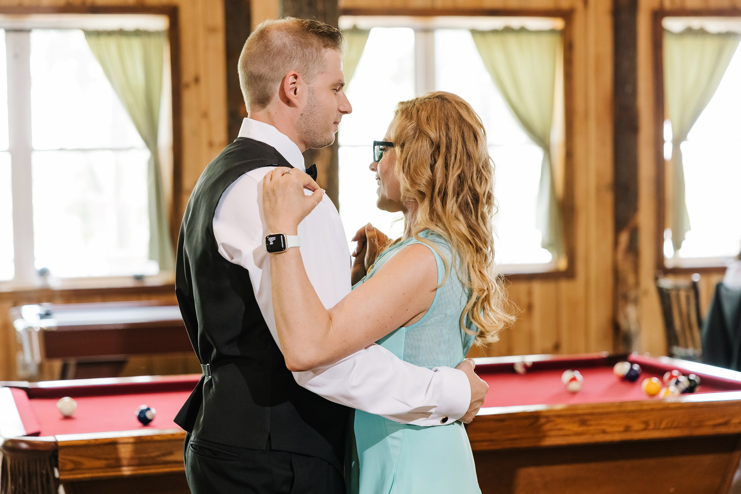 07.12.2025 Wedding. Wedding family event photographer in Chicago Nick Yushevich