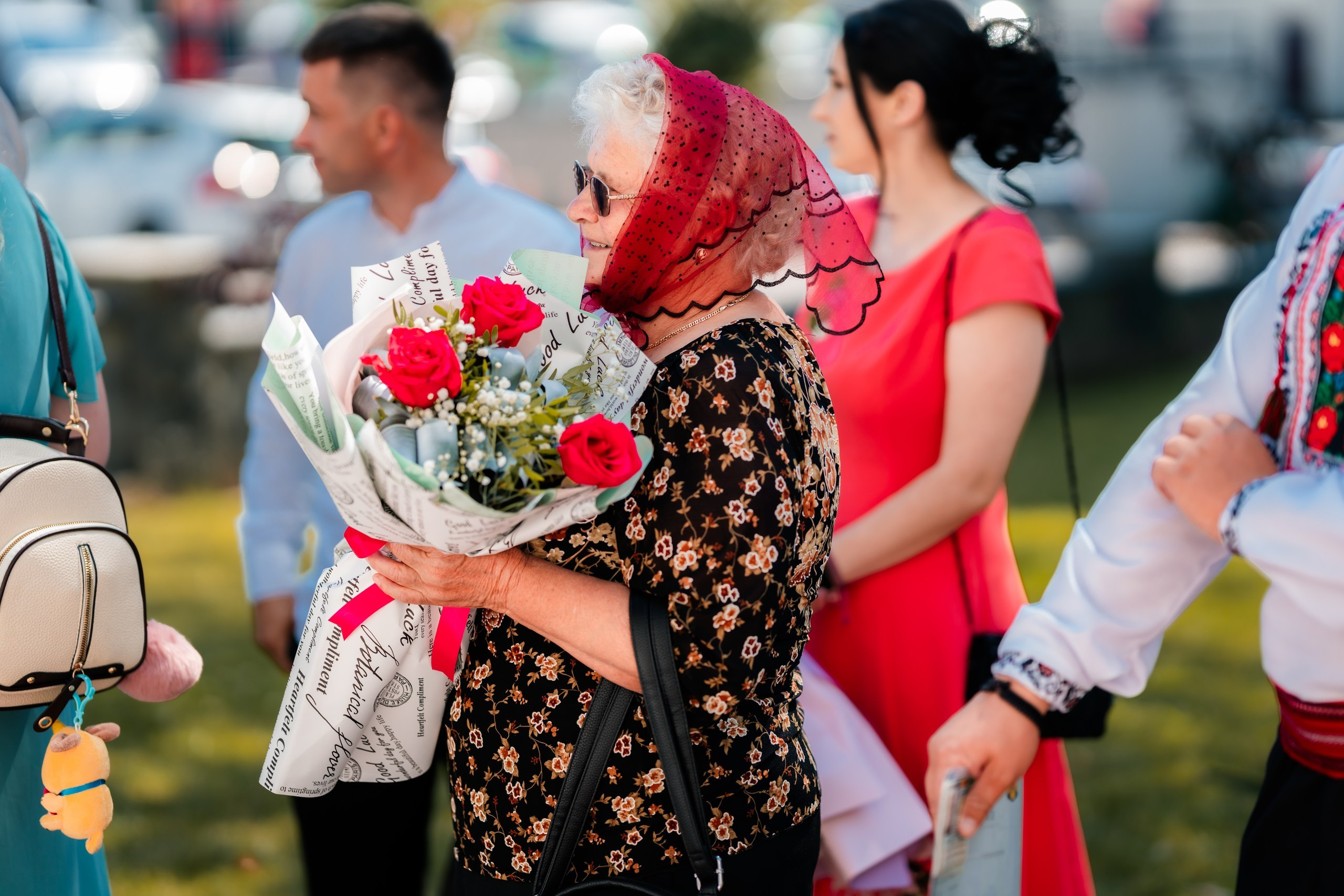 Fotograf stare civilă Siret – Andrei & Andreea în ie tradițională din Bucovina | AlinoFotoStudio