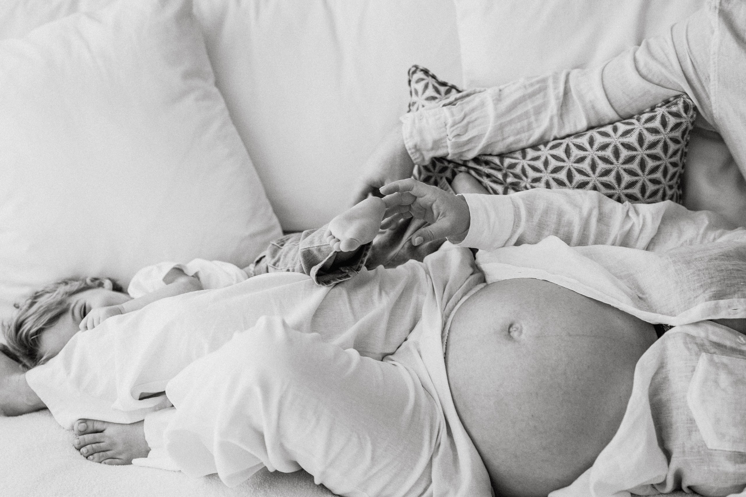 What to Wear for Your Family Photoshoot: Complete Style Guide. Alisa Tant — Family & Newborn Photographer in Bucks County, Pennsylvania