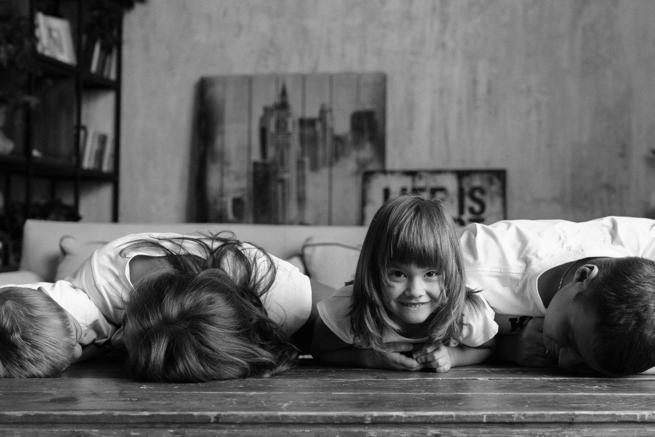 Фотосессия для семьи в студии Дананг. Фотограф в Дананге, Вьетнам. Эстетика и лайфстайл