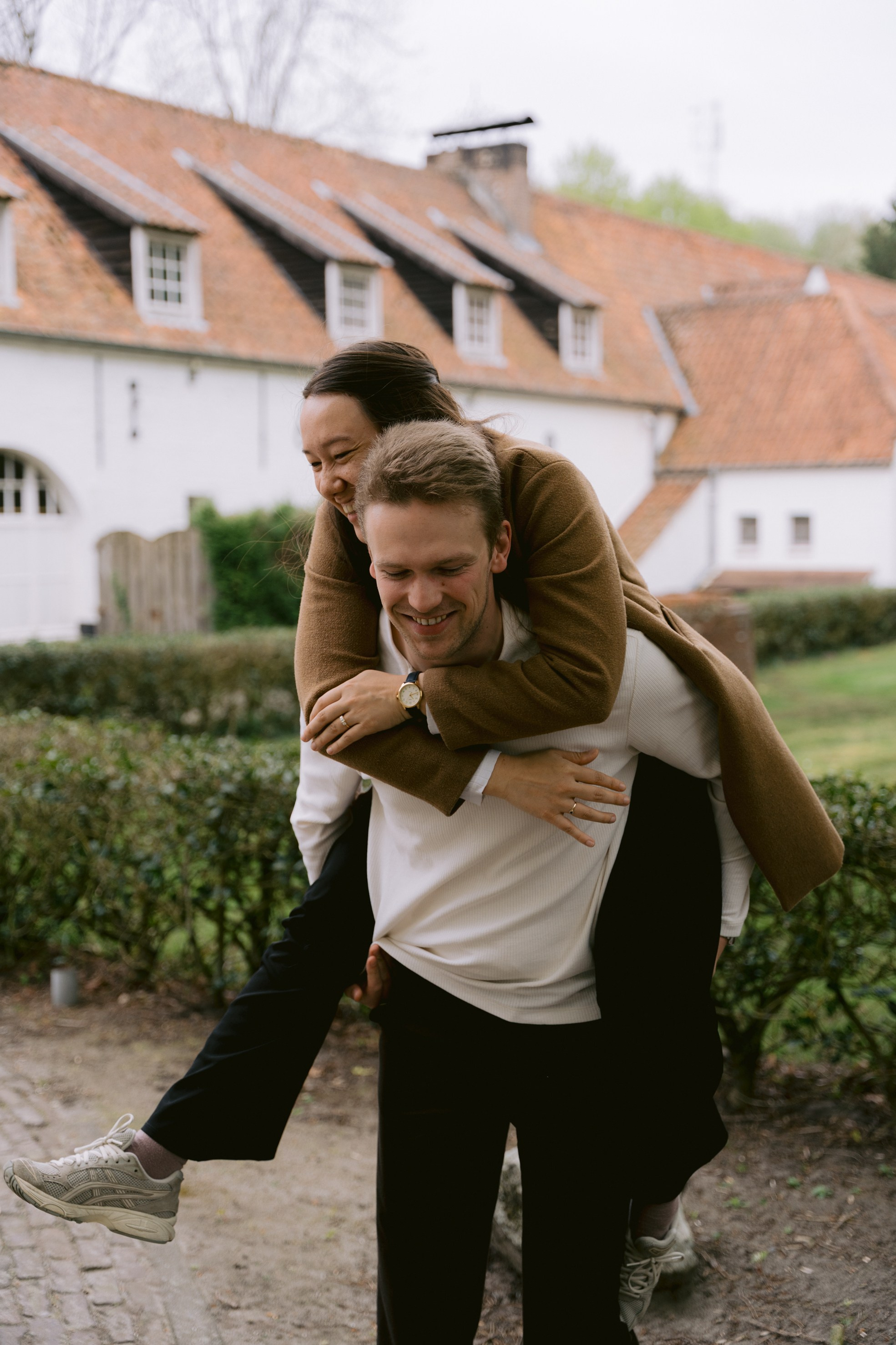 Pre Wedding Postel. Little Birdie – Jouw familie- en huwelijksfotograaf in België en daarbuiten