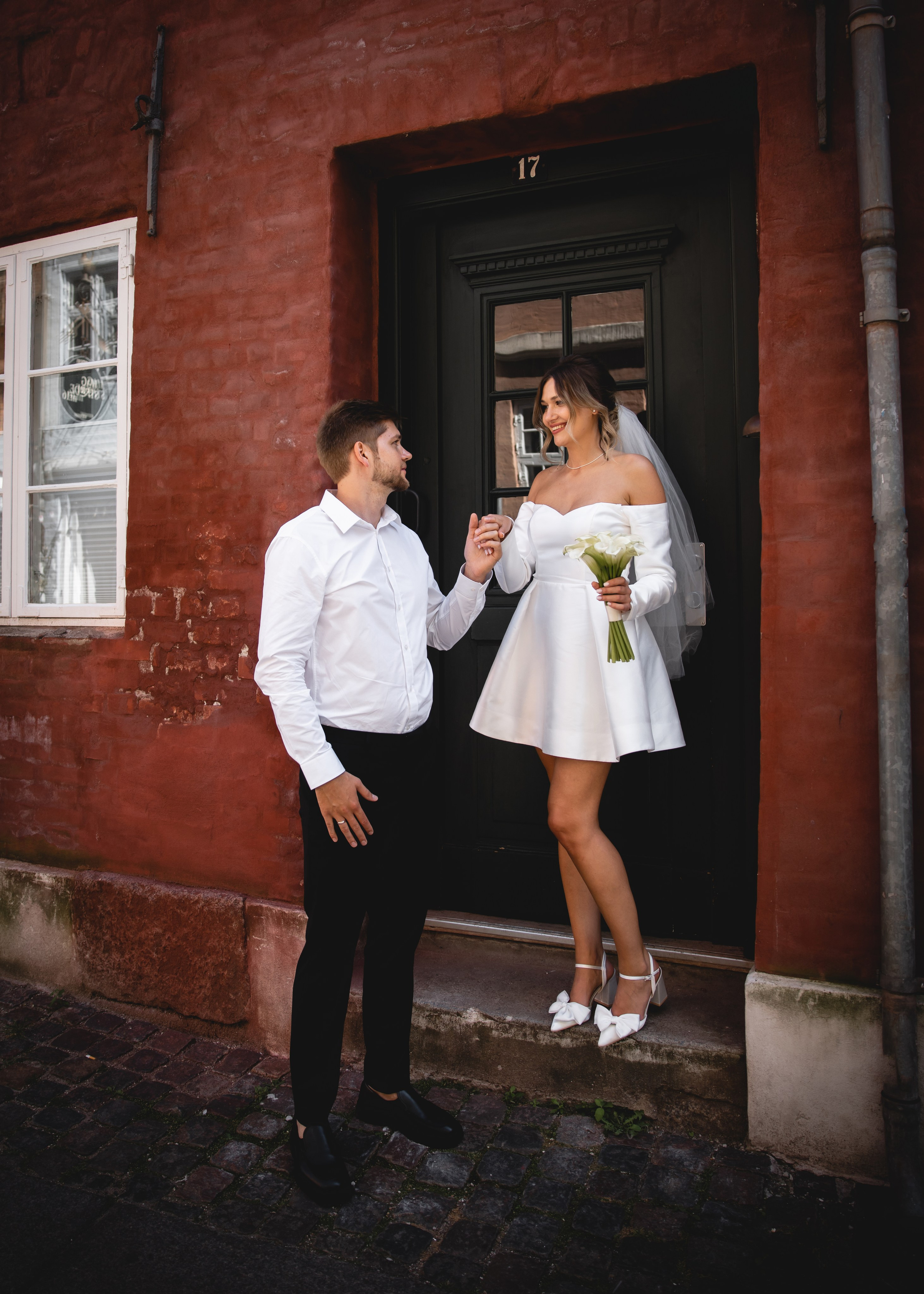 Julia and Slava. Professional wedding photographer in Copenhagen, Denmark — Julia Byron