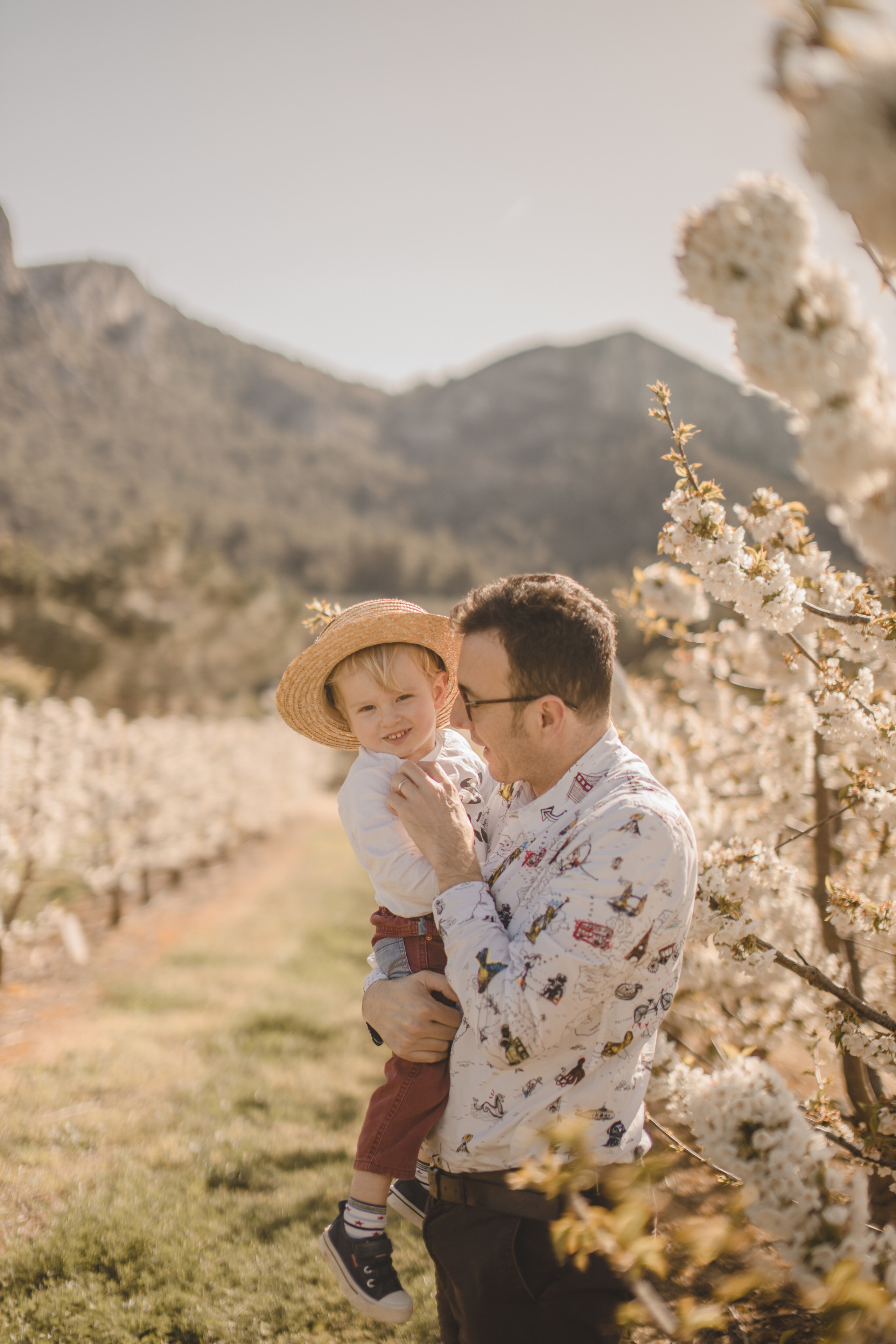 Flowers are blooming. Photographer Videographer Spain Barcelona Tarragona