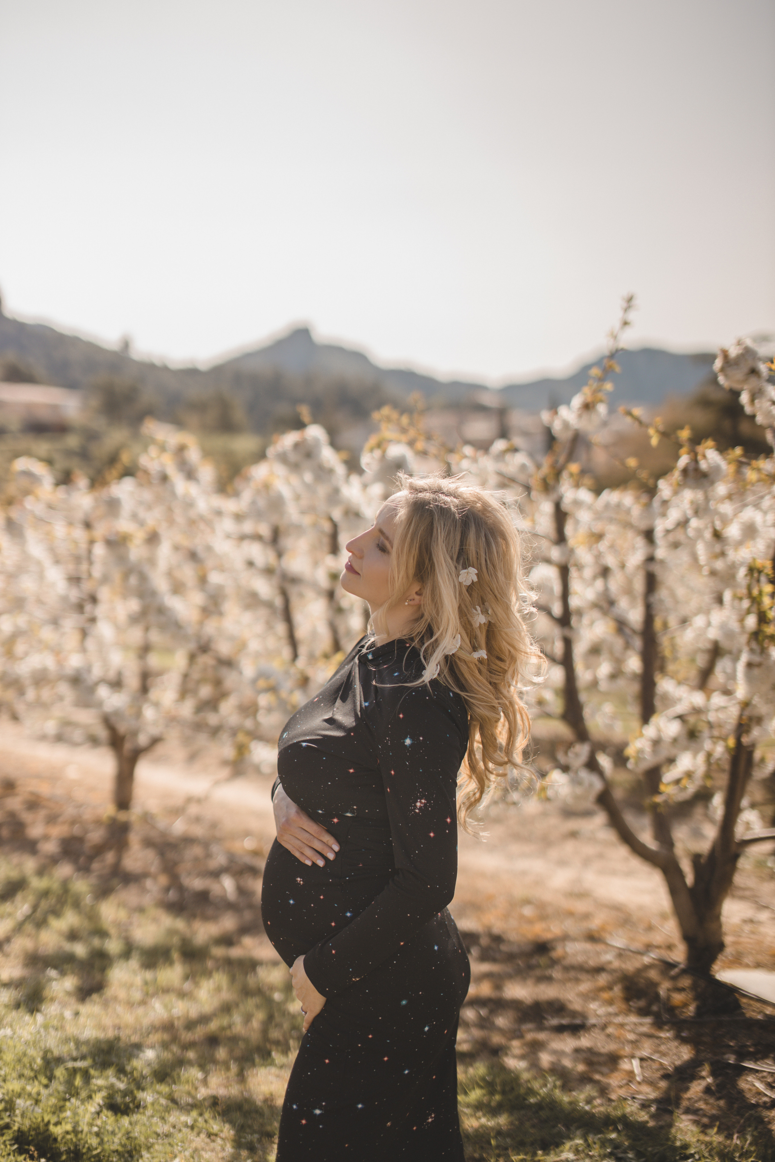 Flowers are blooming. Photographer Videographer Spain Barcelona Tarragona