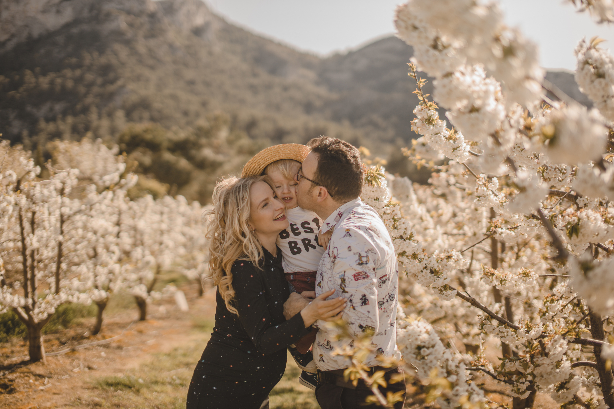 Flowers are blooming. Photographer Videographer Spain Barcelona Tarragona