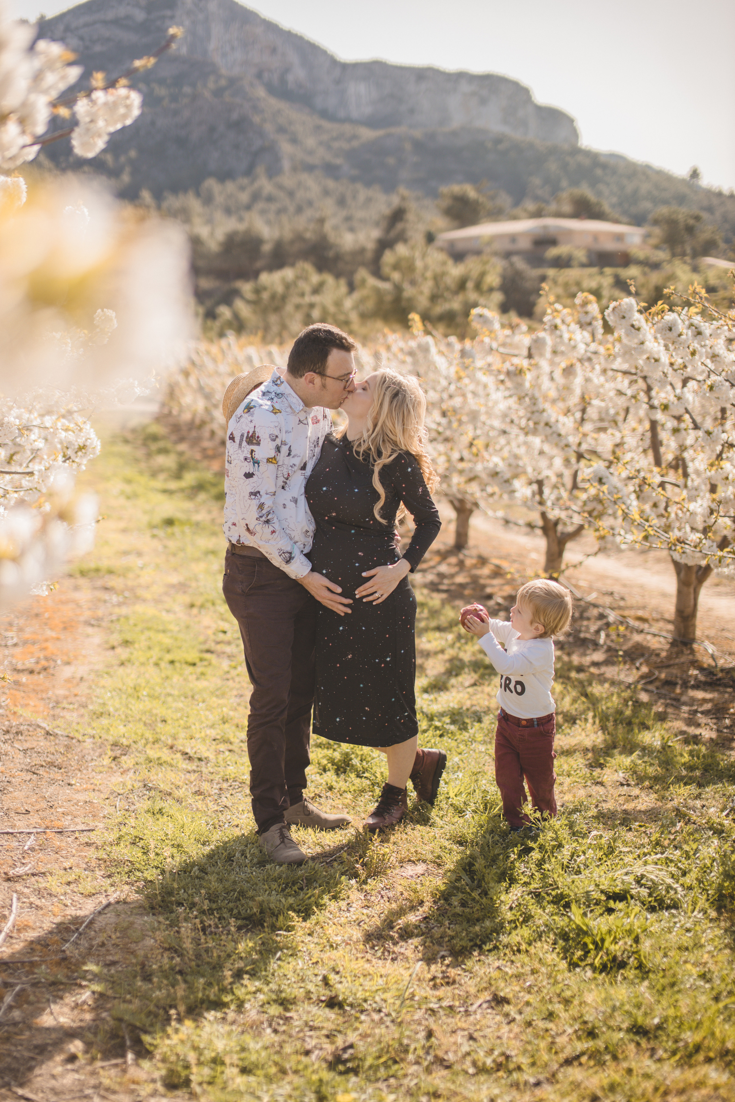 Flowers are blooming. Photographer Videographer Spain Barcelona Tarragona