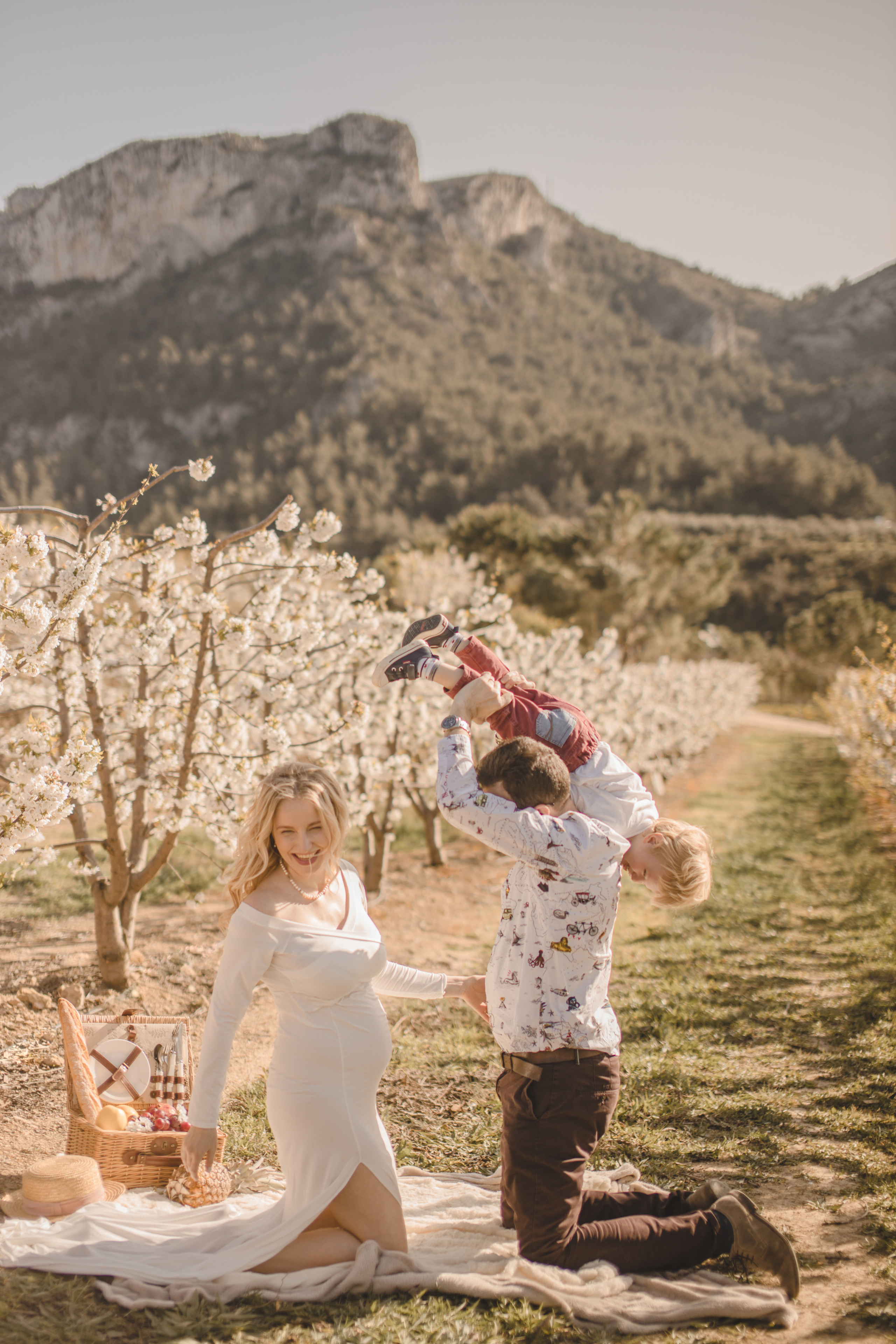 Flowers are blooming. Photographer Videographer Spain Barcelona Tarragona