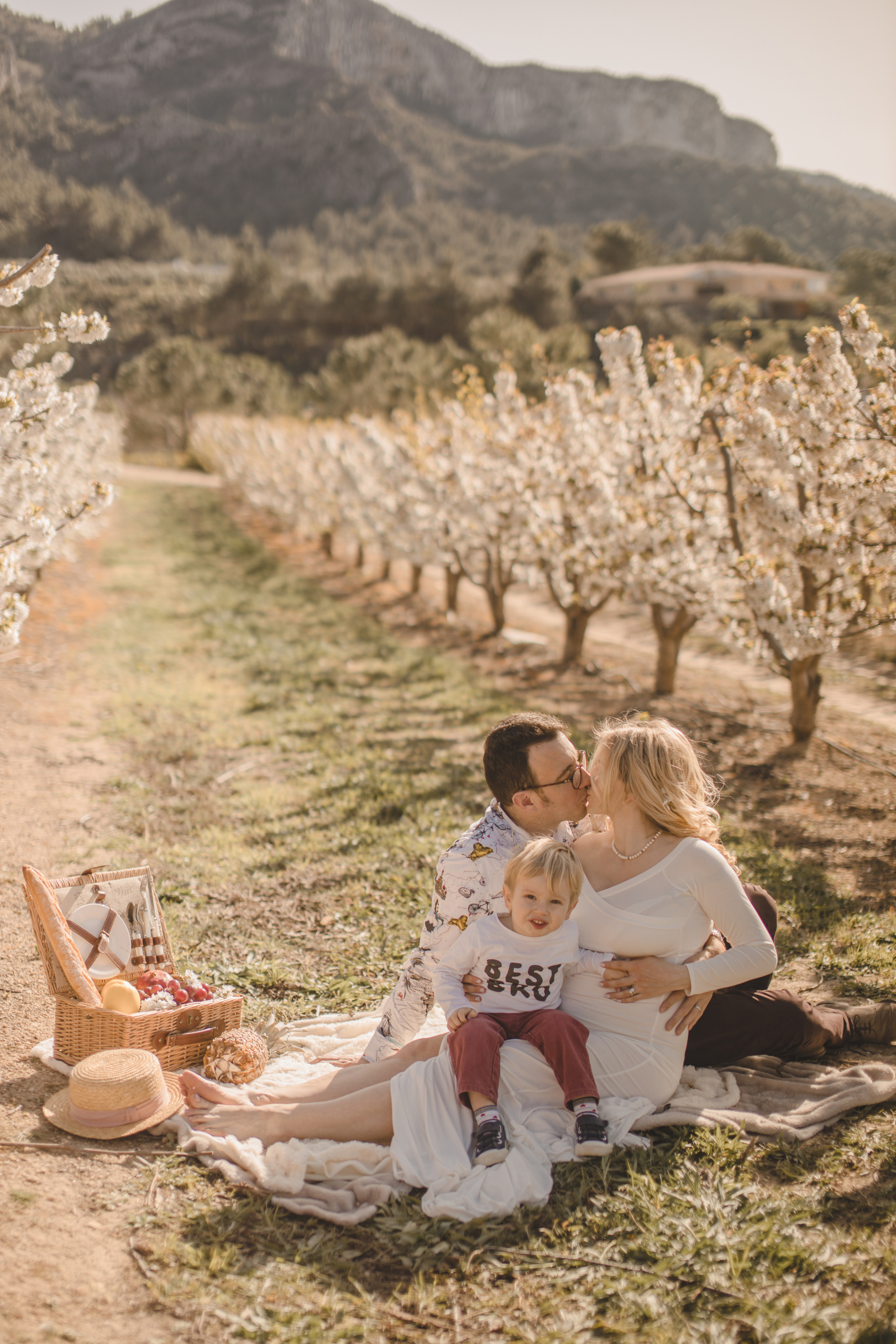 Flowers are blooming. Photographer Videographer Spain Barcelona Tarragona