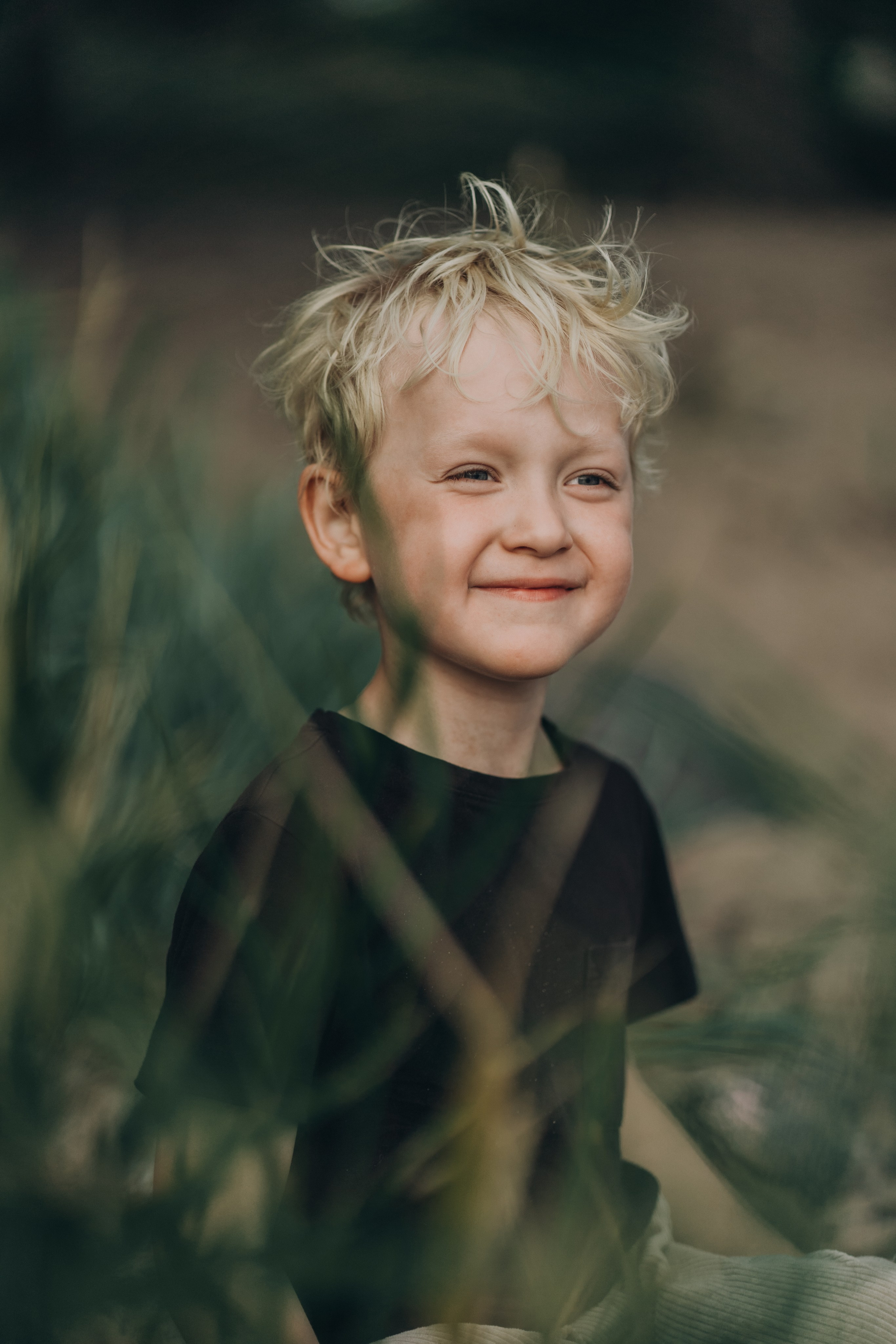 Kids in sand. Maria Gogoleva — Family & Birth Photographer in Helsinki
