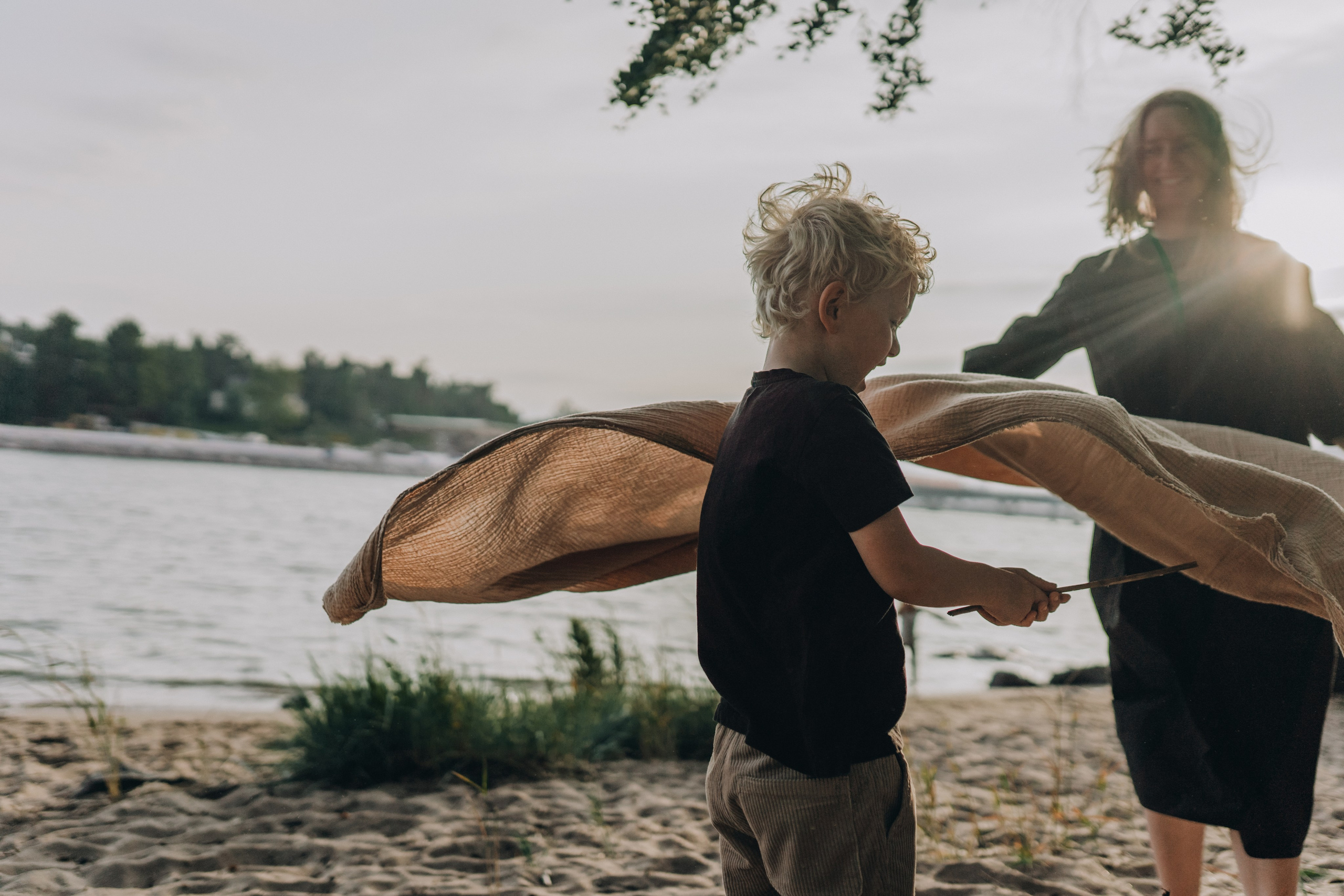 Kids in sand. Maria Gogoleva — Family & Birth Photographer in Helsinki