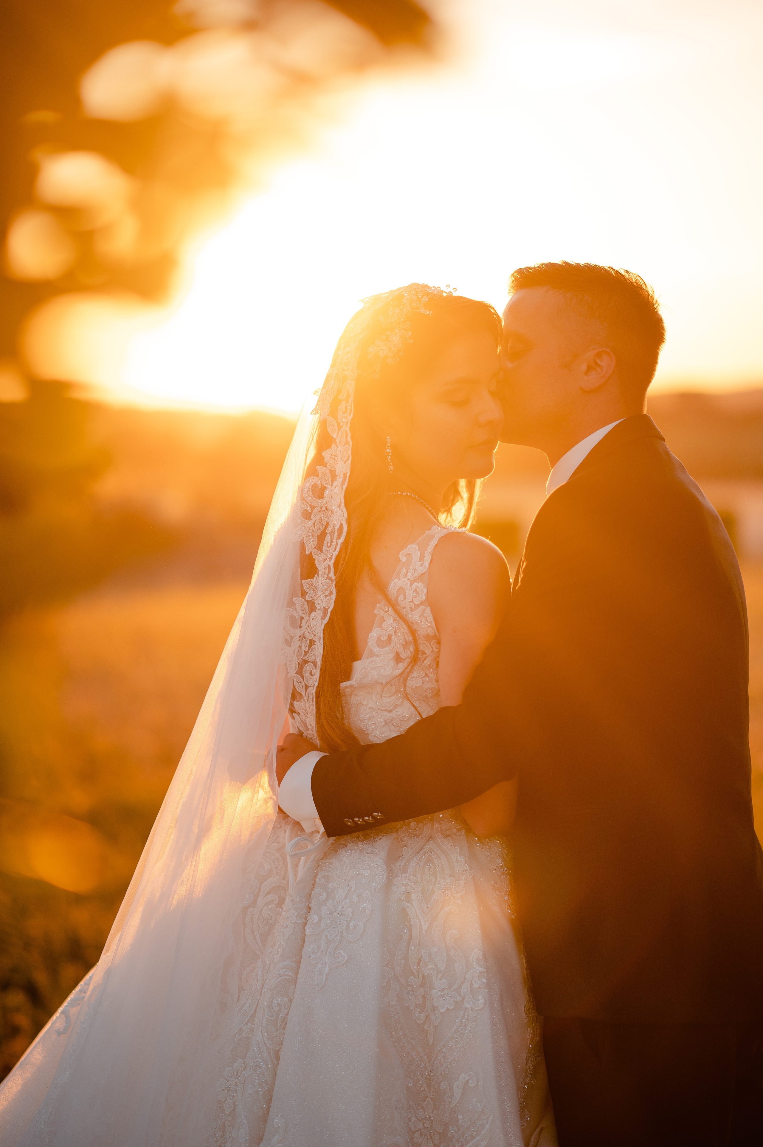 Christina und Oliver: Eine Märchenhochzeit im Schloss Walkershofen