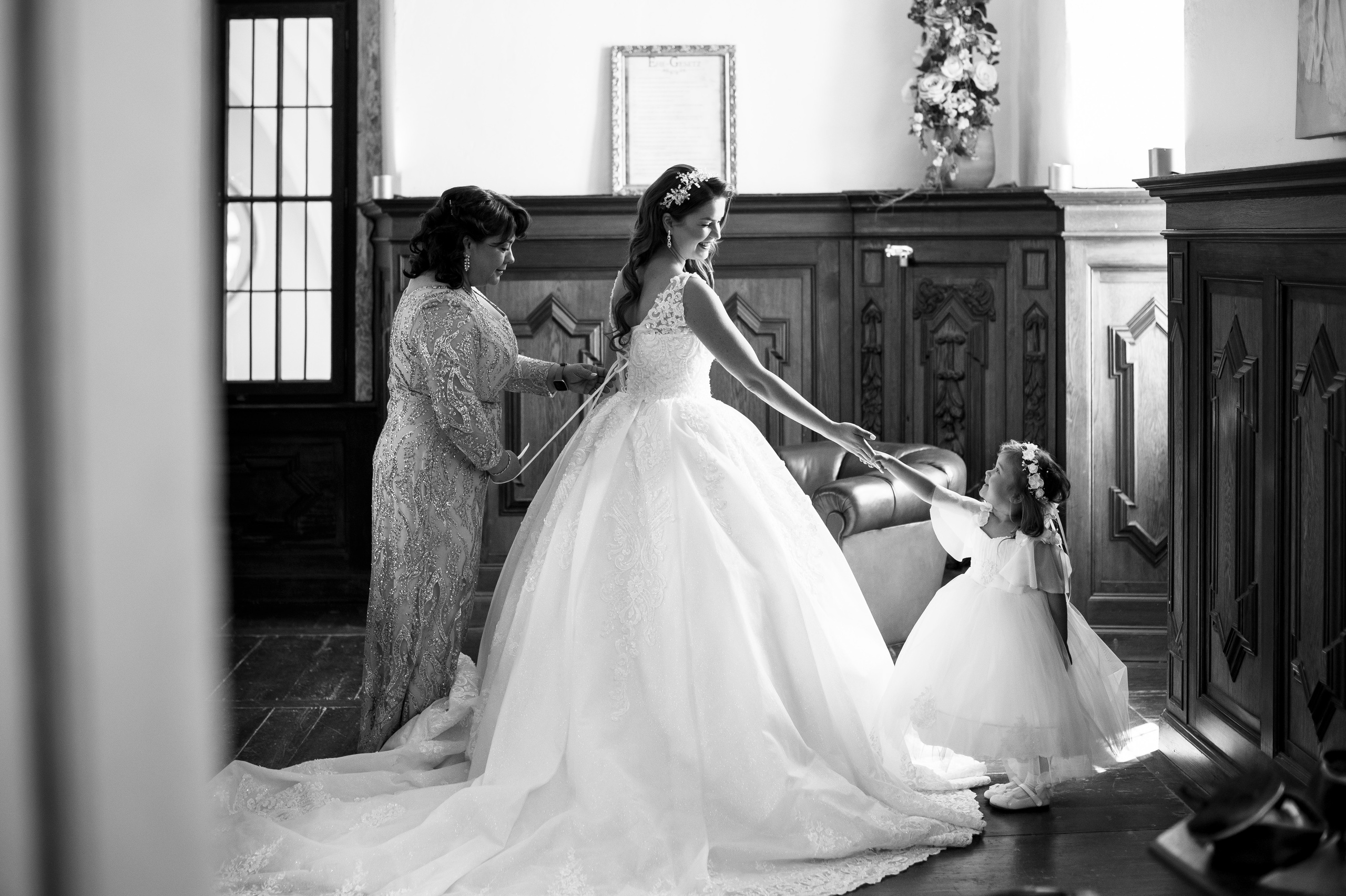 Christina und Oliver: Eine Märchenhochzeit im Schloss Walkershofen