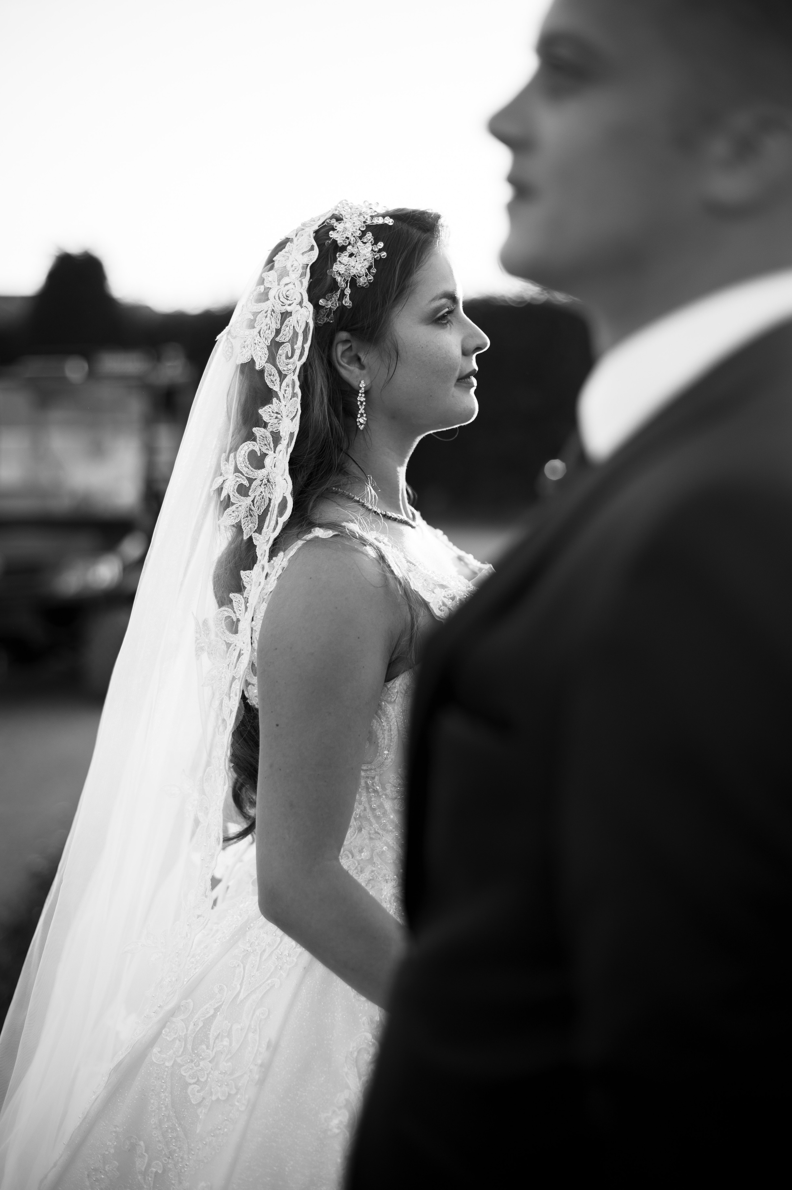 Christina und Oliver: Eine Märchenhochzeit im Schloss Walkershofen