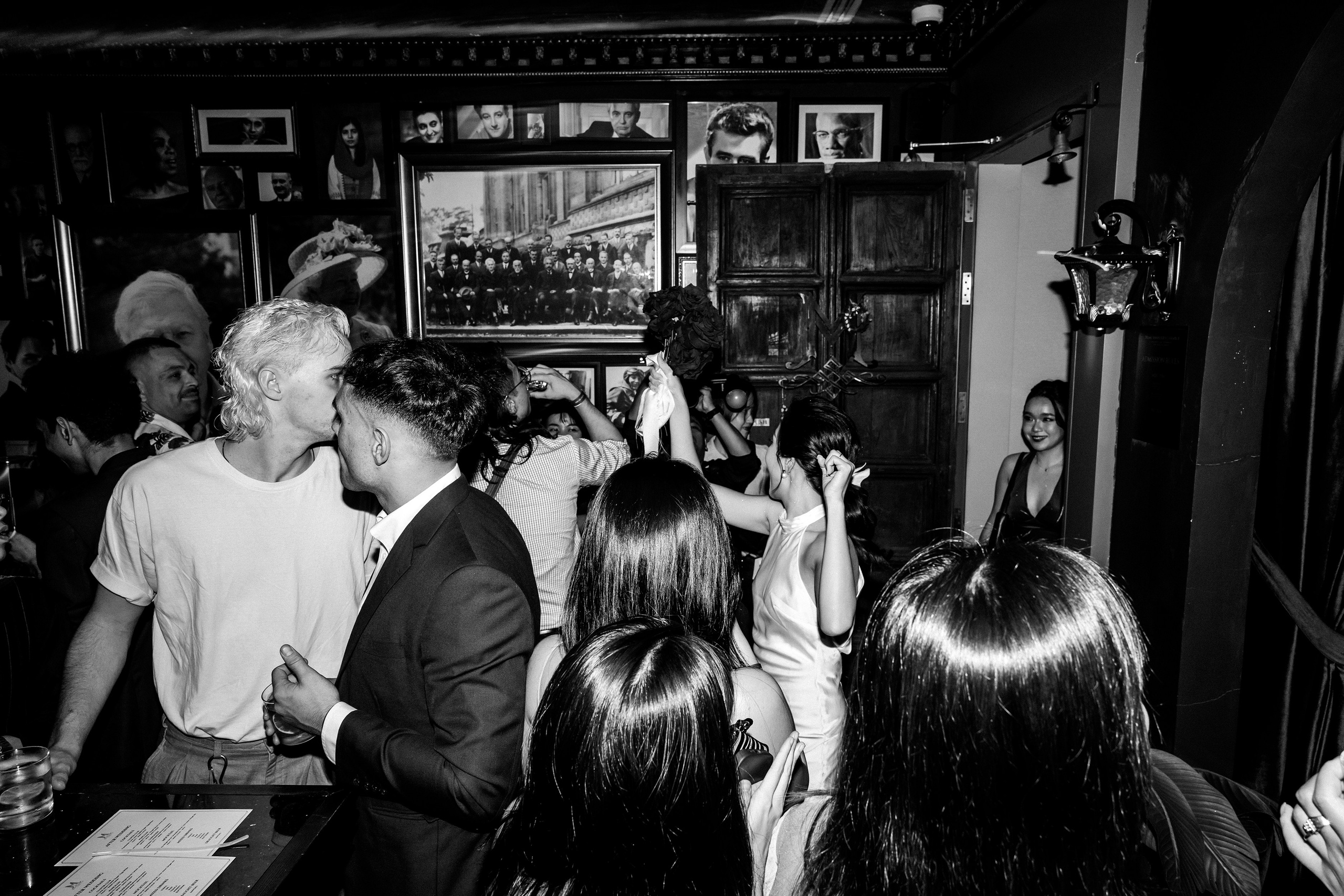 HIEP & TRINH / After wedding. Nhiếp ảnh gia đám cưới hàng đầu tại Thành Phố Hồ Chí Minh