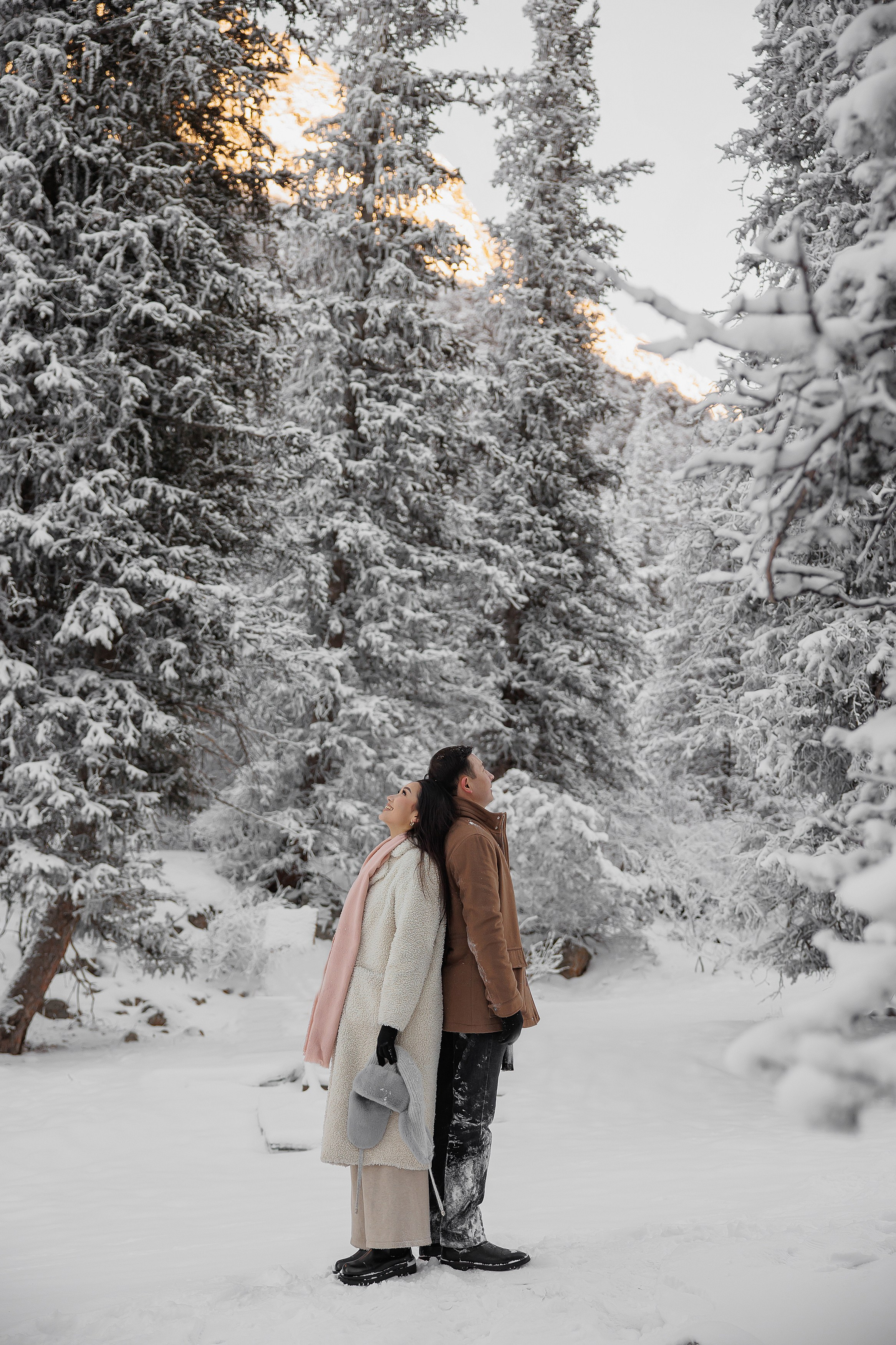 Зимняя Ала Арча 2025 год. Свадебный и семейный фотограф в Бишкеке Давлетбаев Талгат