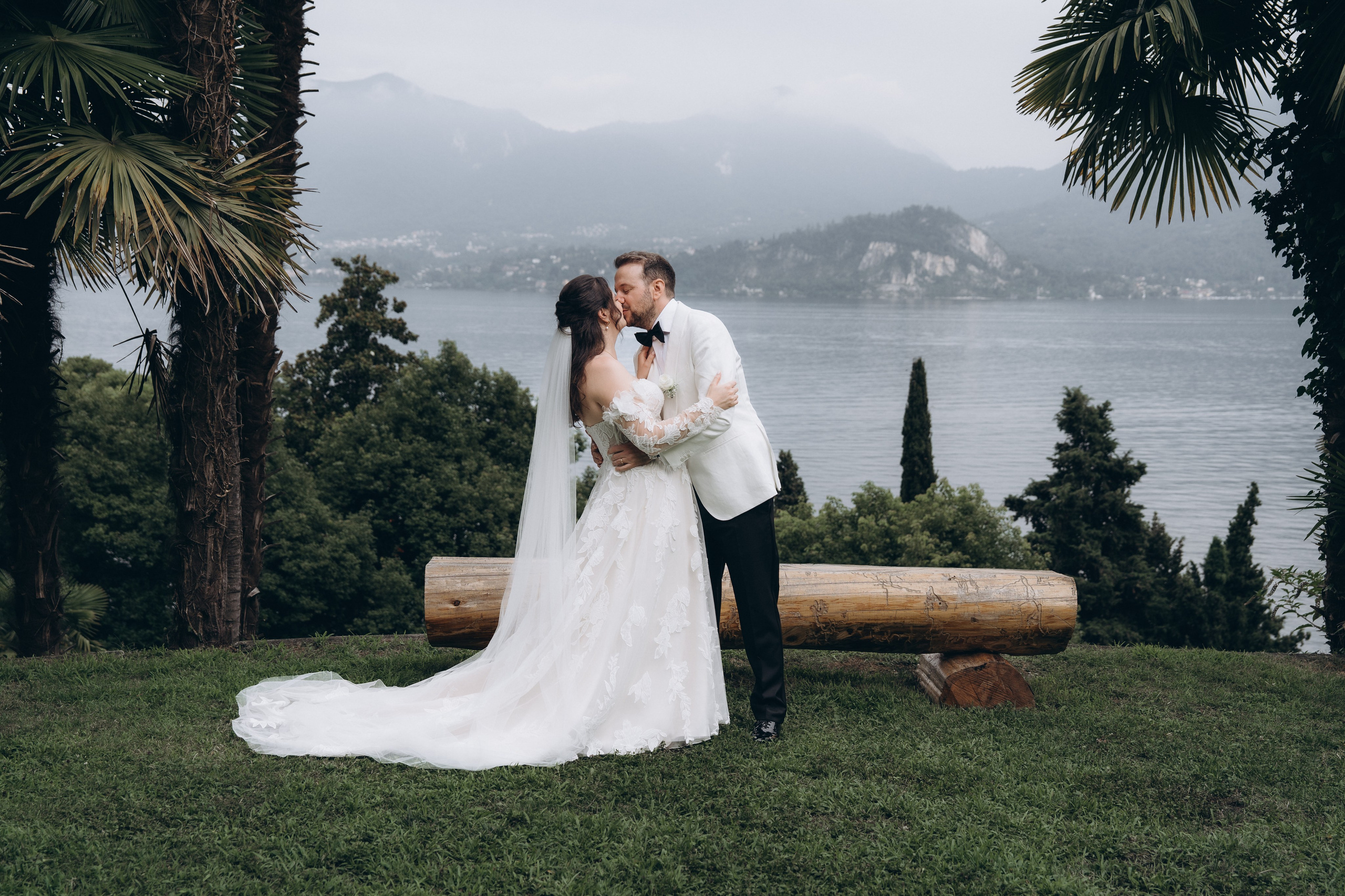 LAURA AND DOMENIK_LAKE MAGGIORE. PHOTOGRAPHER IN ITALY