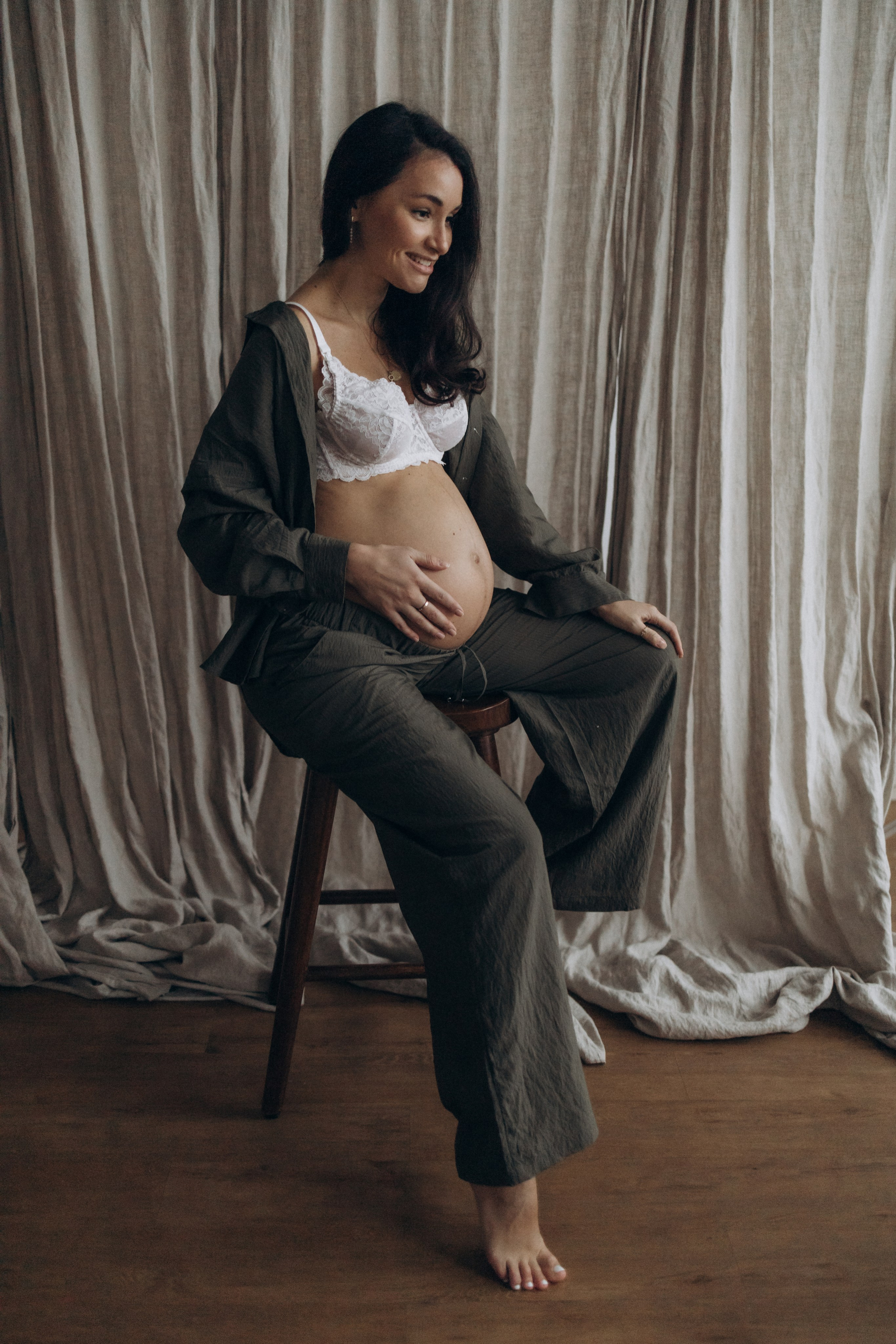 Pregnancy. Photographer in Milton Keynes, Northampton & London — Wedding, Family & Portrait Photography