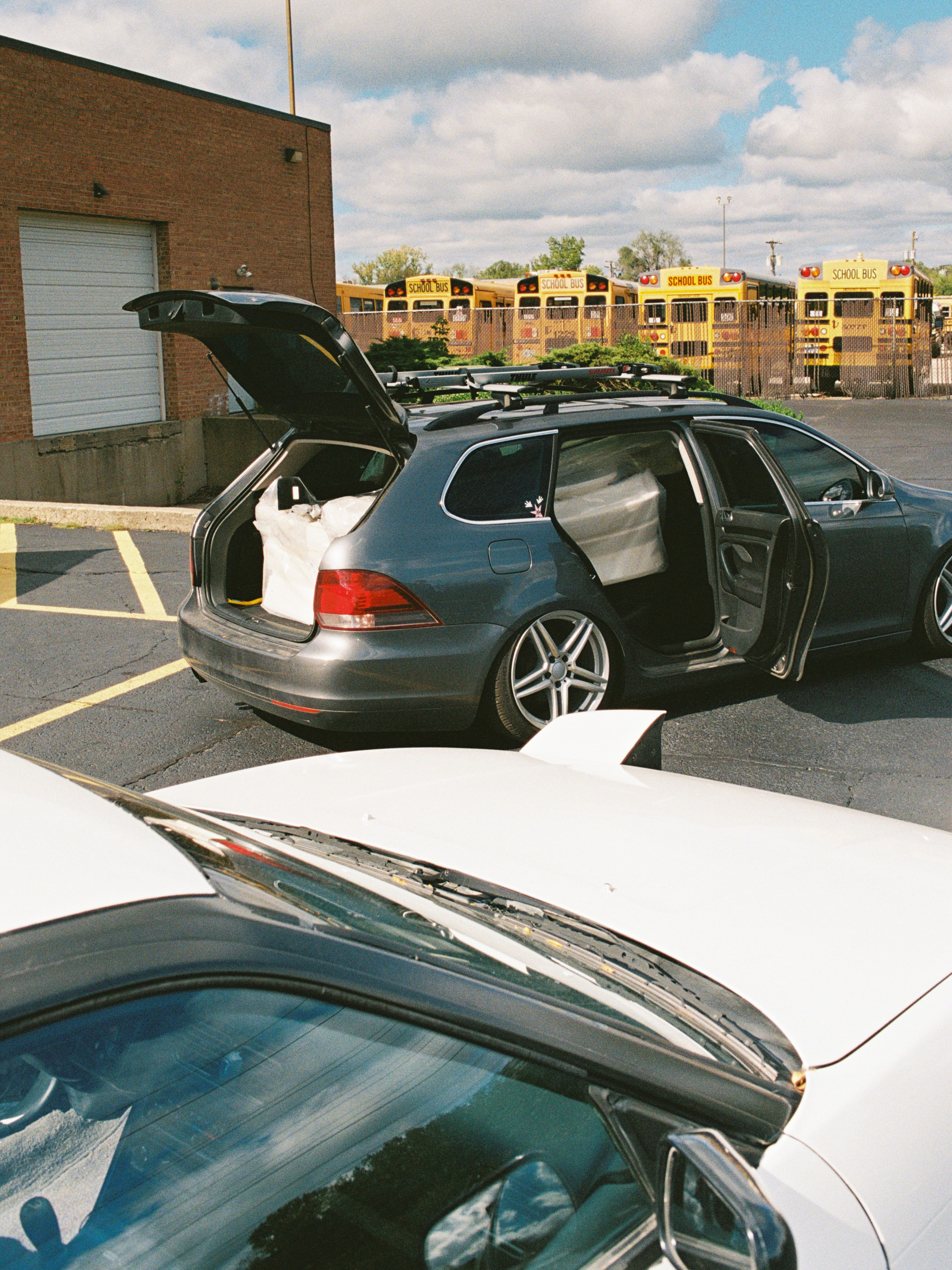 STREET AND LIFESTYLE. 35mm Photography by Brad Zgonena based in Chicago, IL
